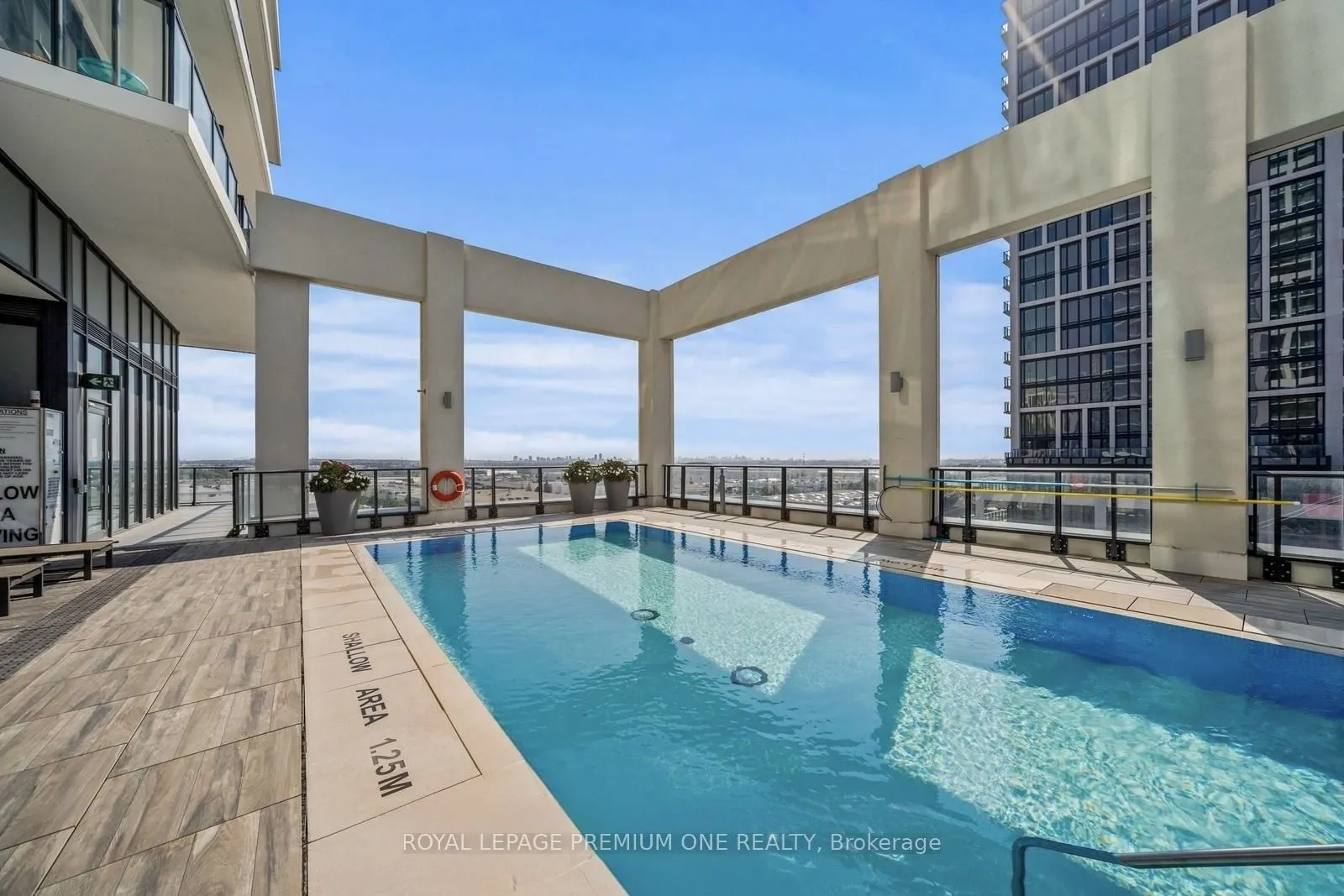 9000 JANE Street, #221