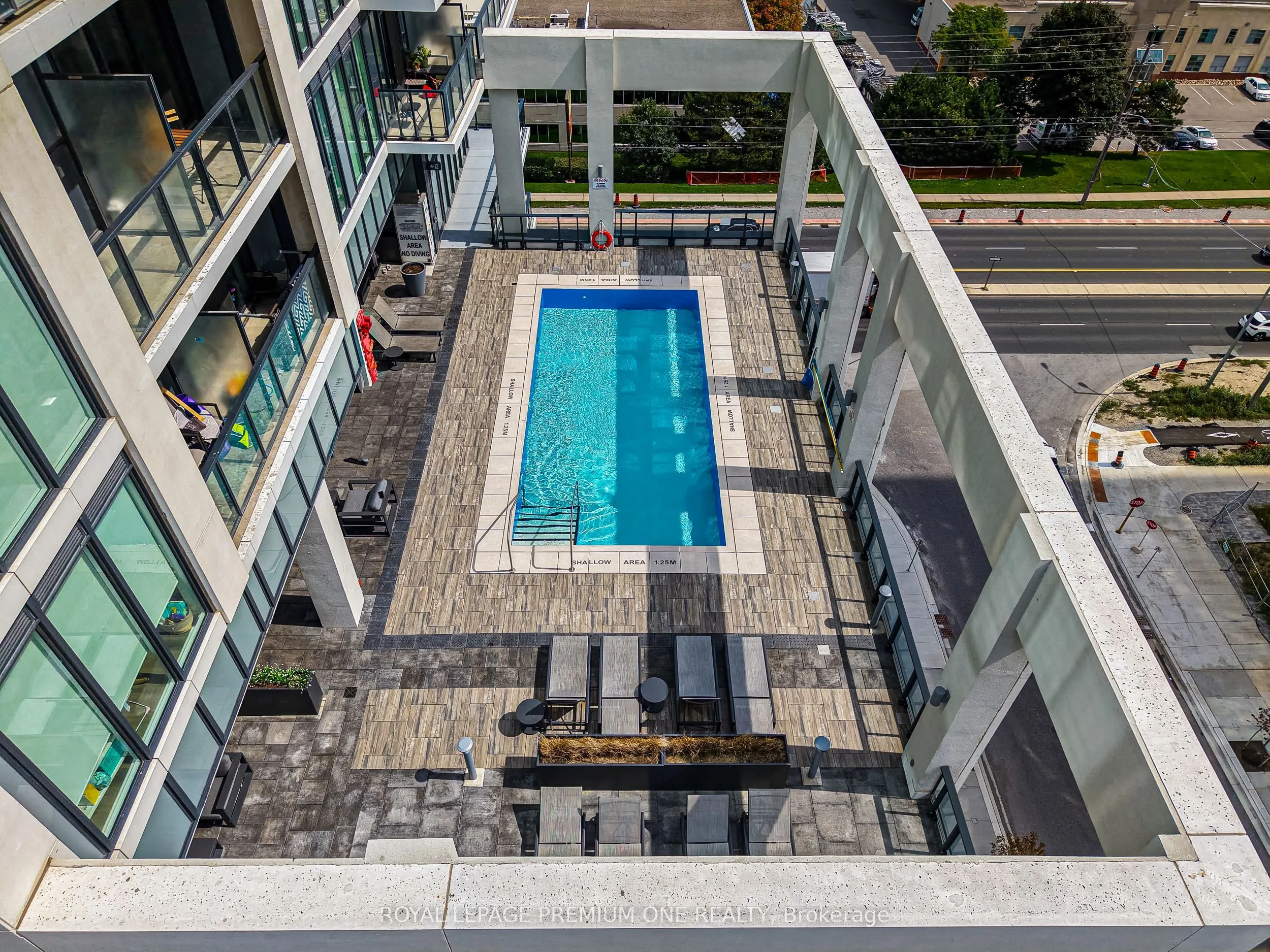 9000 JANE Street, #221
