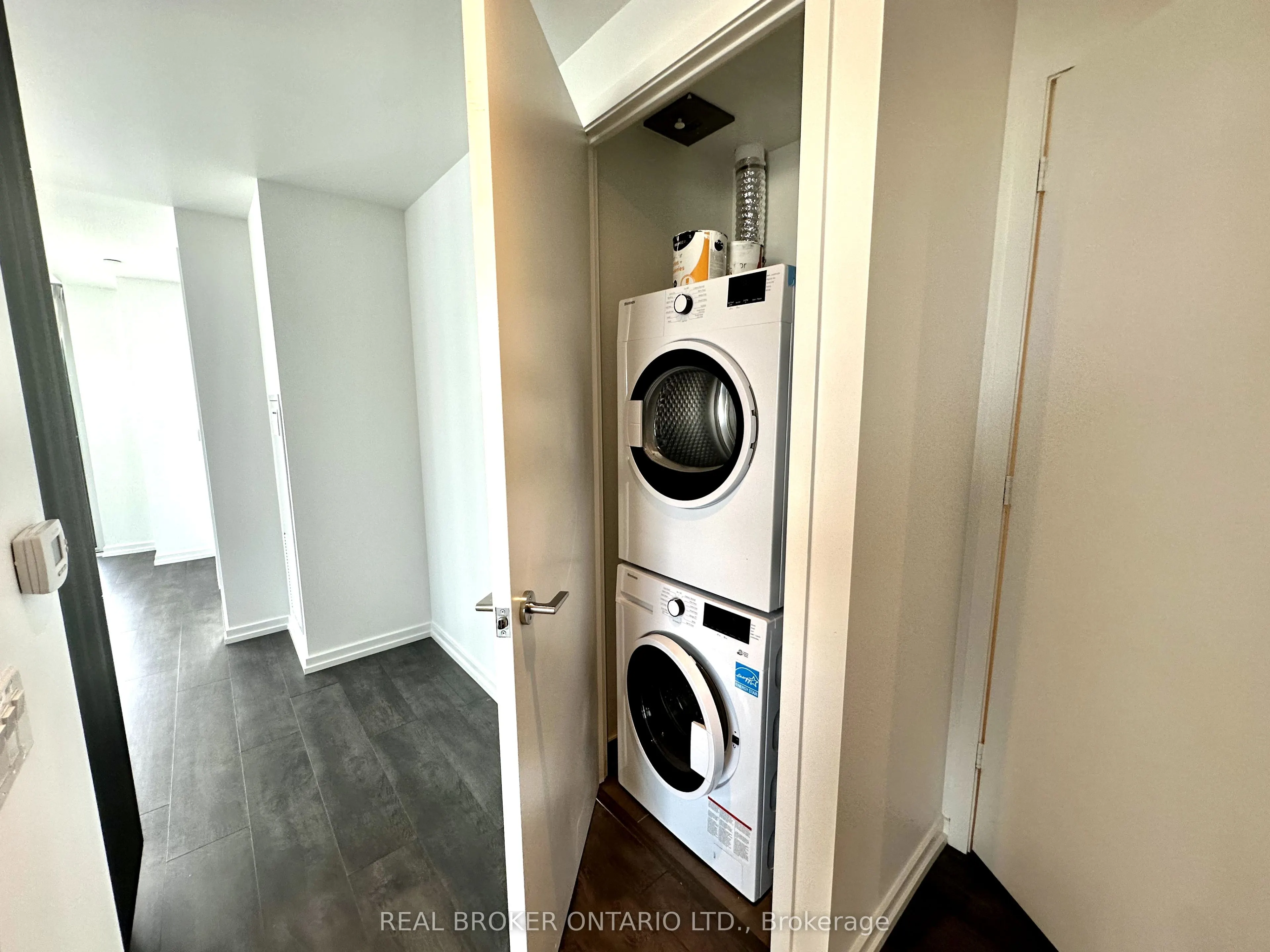 1000 Portage Parkway, #2905