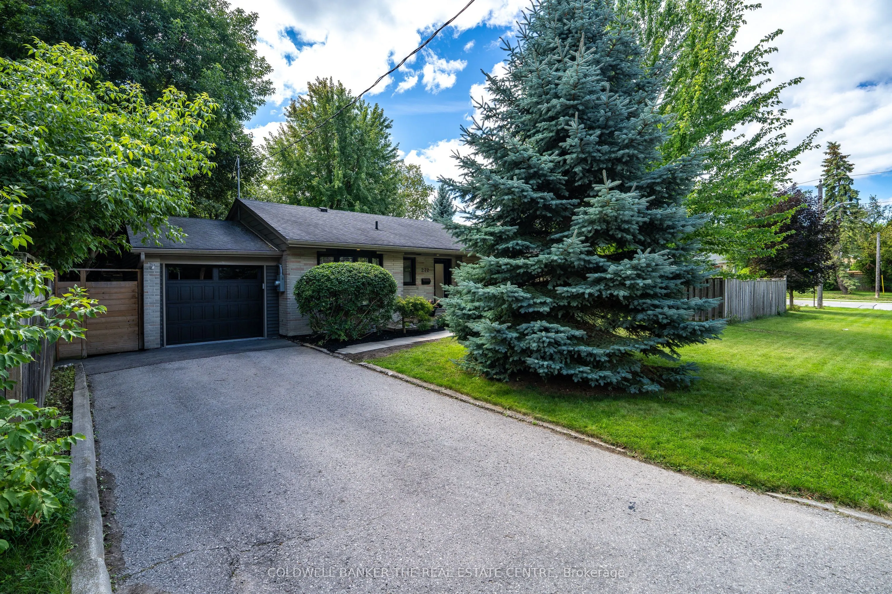 272 Avenue Road