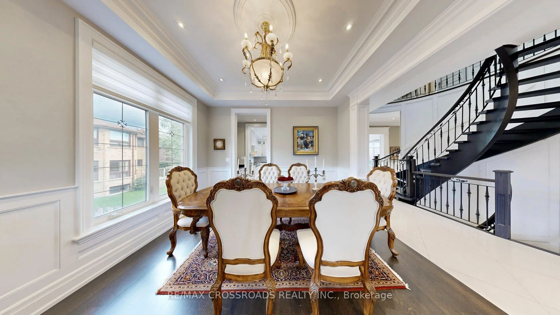 635 Elgin Mills Road W