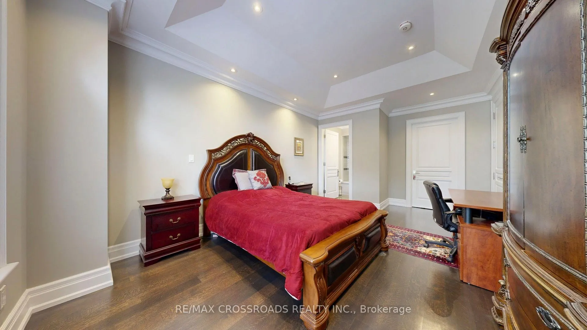 635 Elgin Mills Road W