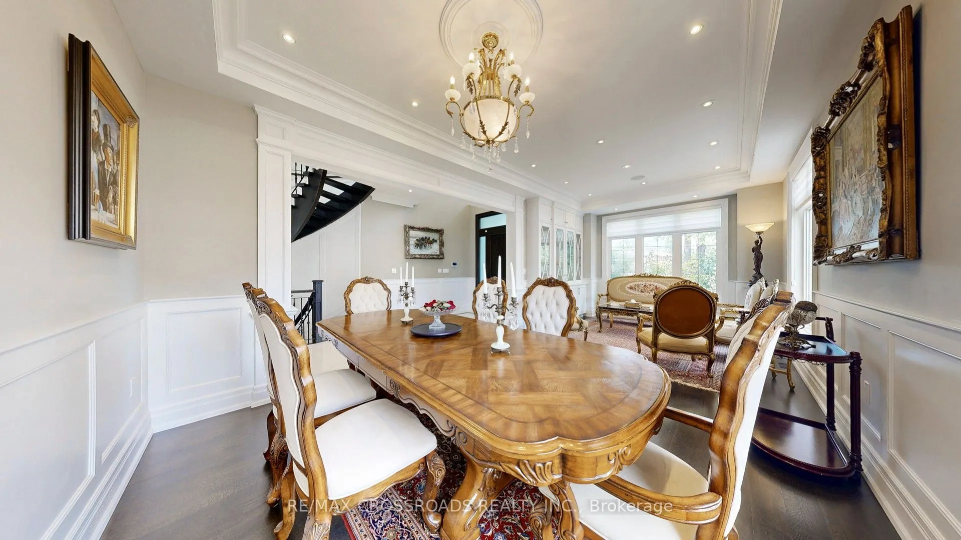 635 Elgin Mills Road W