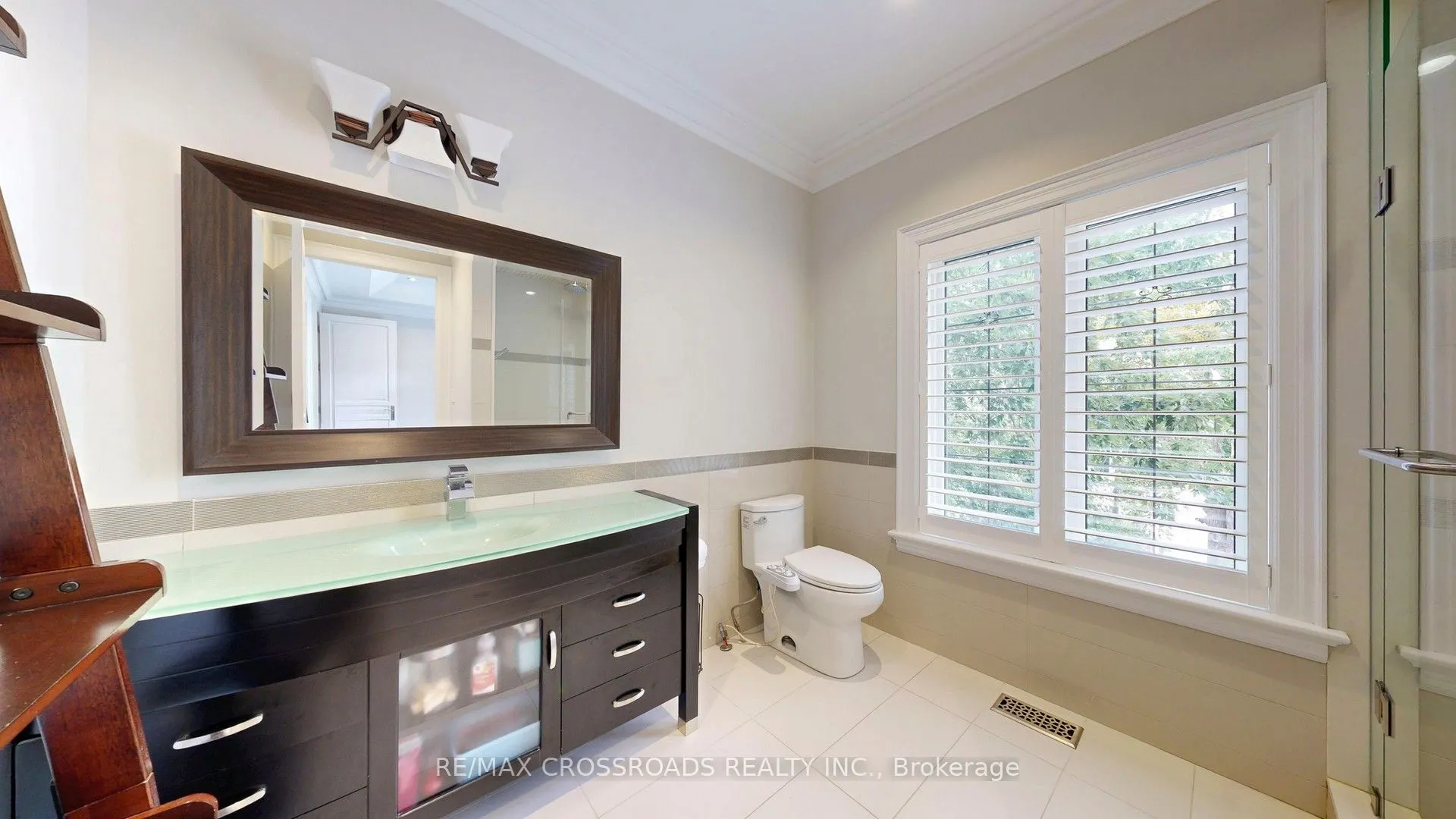 635 Elgin Mills Road W