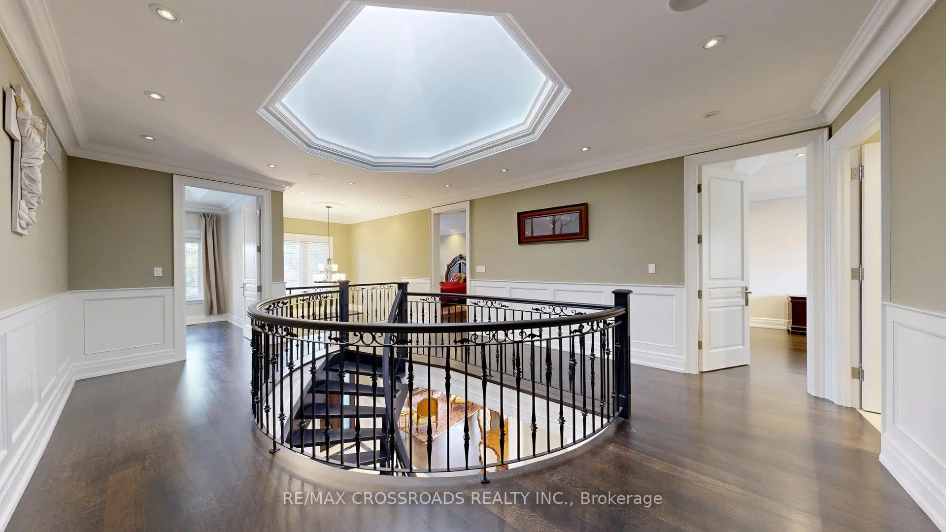 635 Elgin Mills Road W