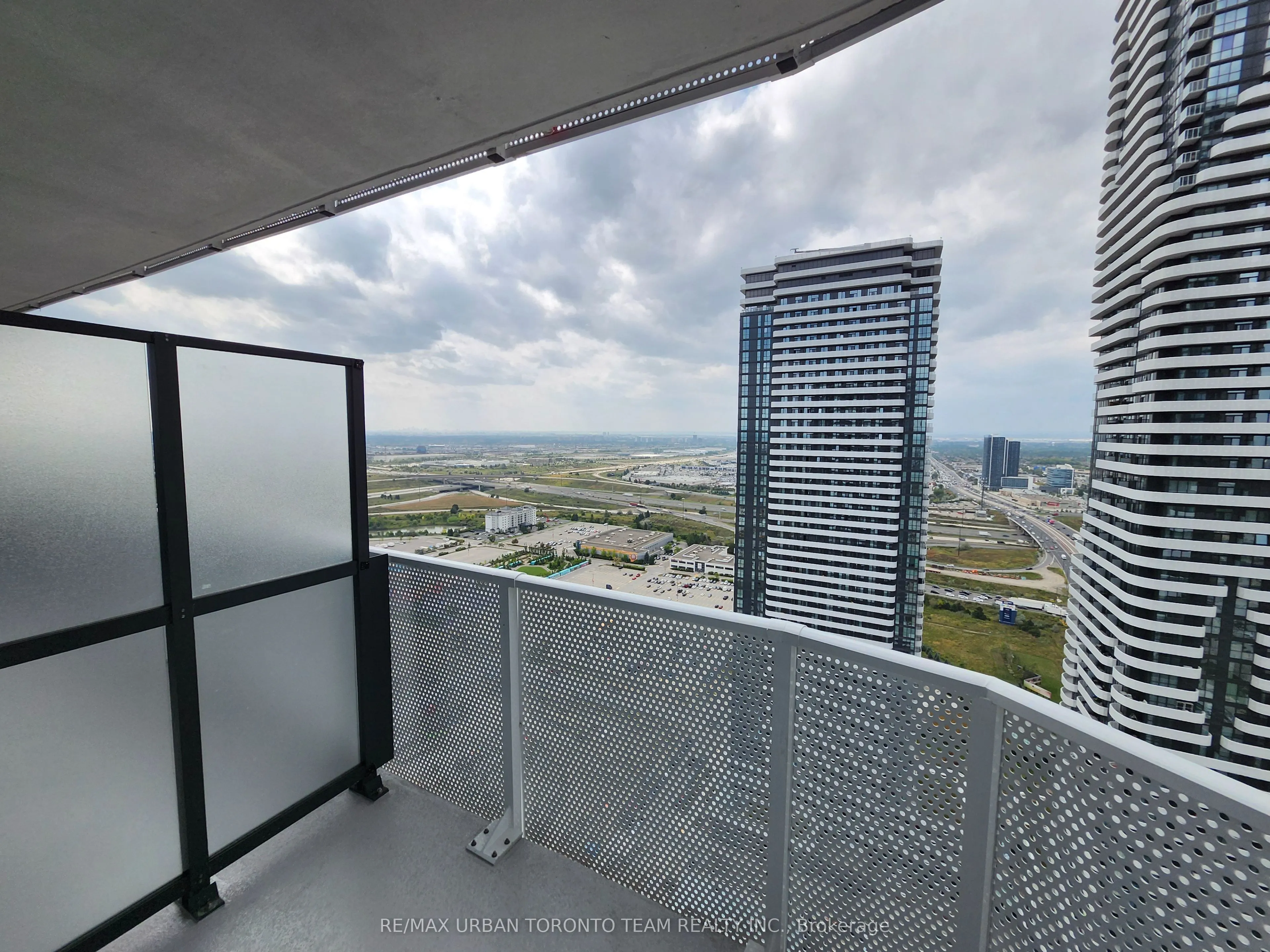 28 Interchange Way, #4103
