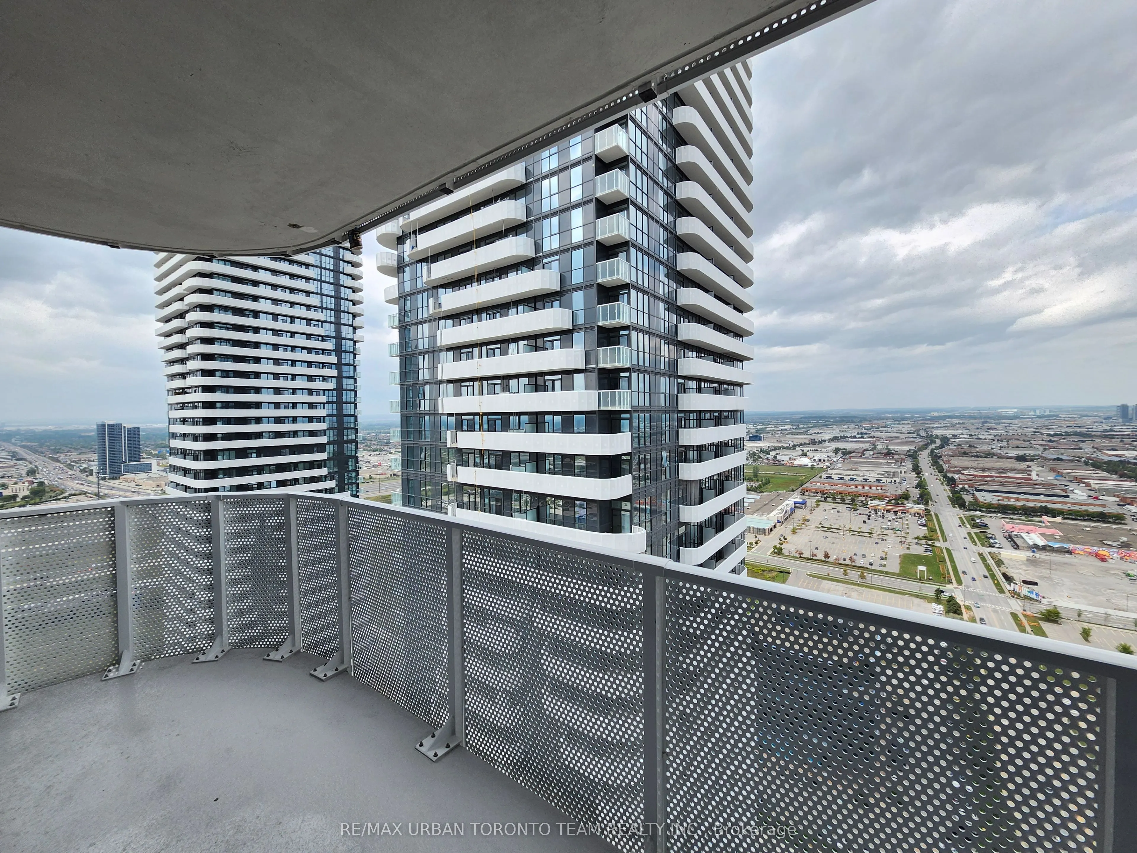 28 Interchange Way, #4103