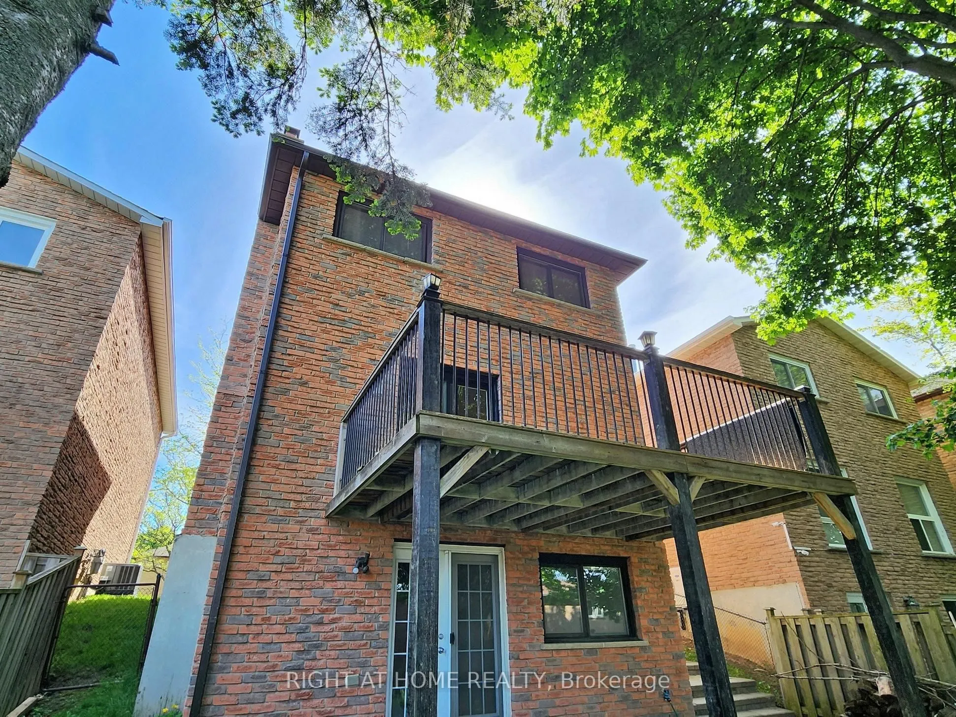 58 Mercer Crescent
