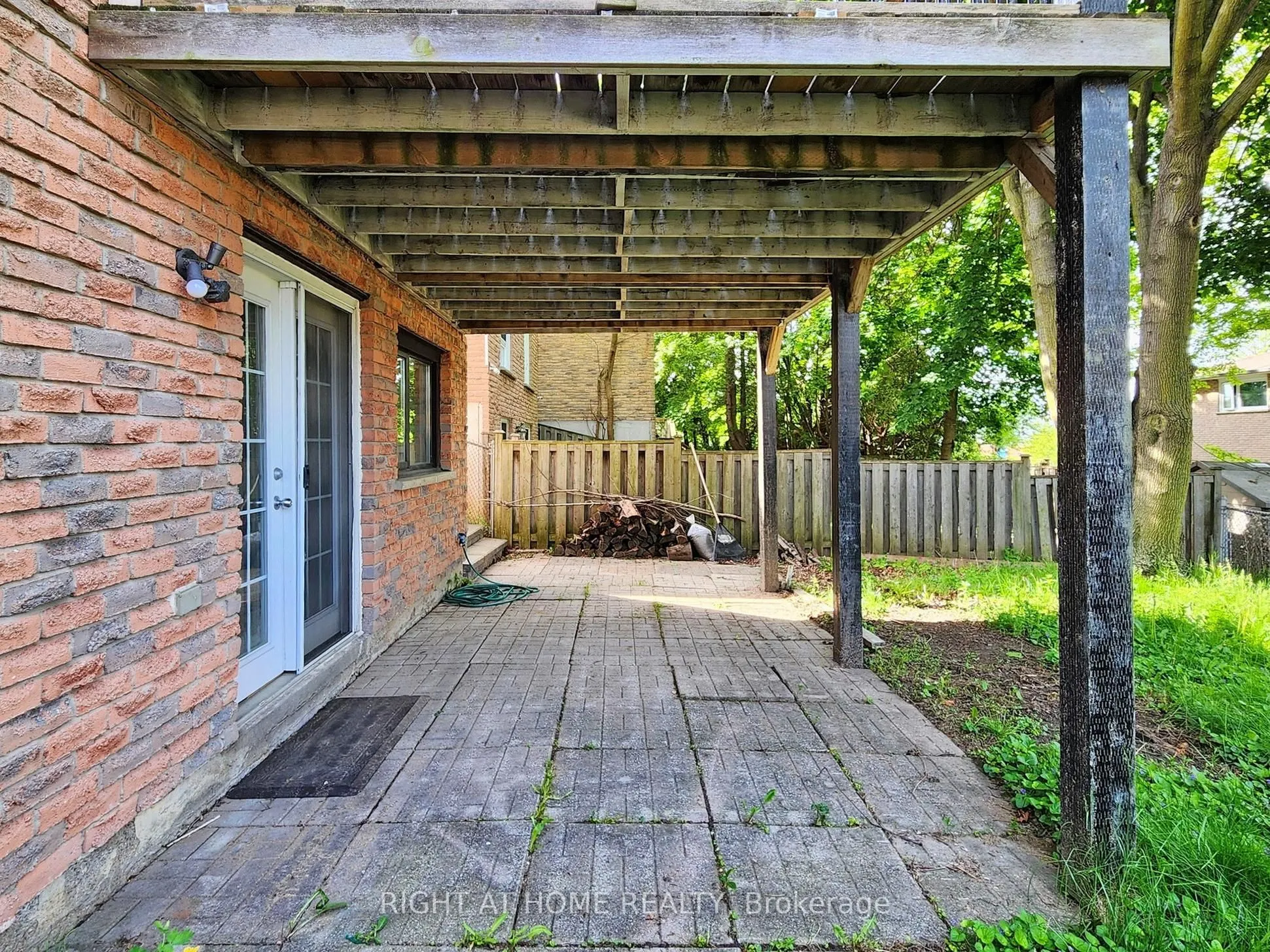 58 Mercer Crescent