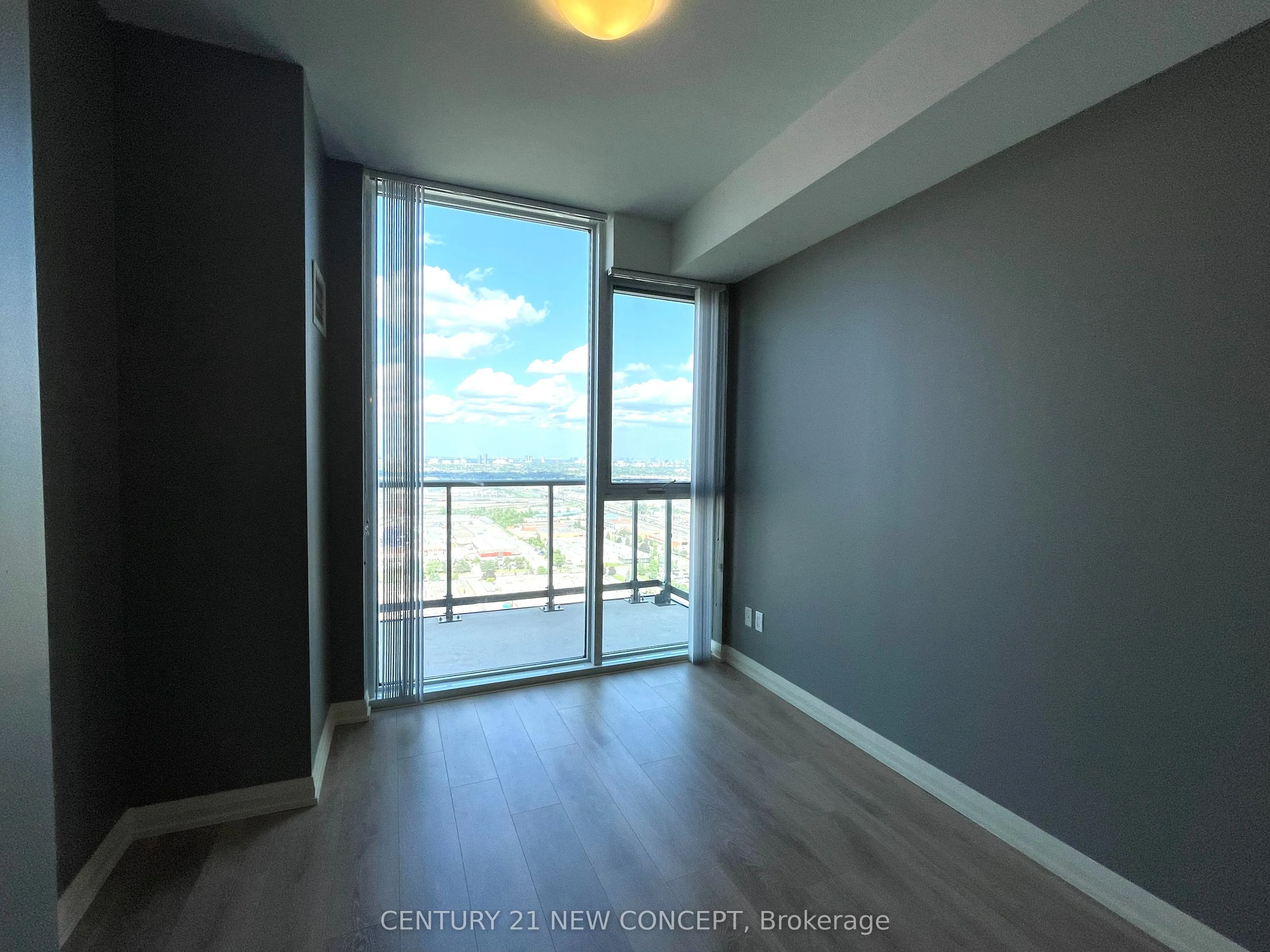 7895 Jane Street, #PH02