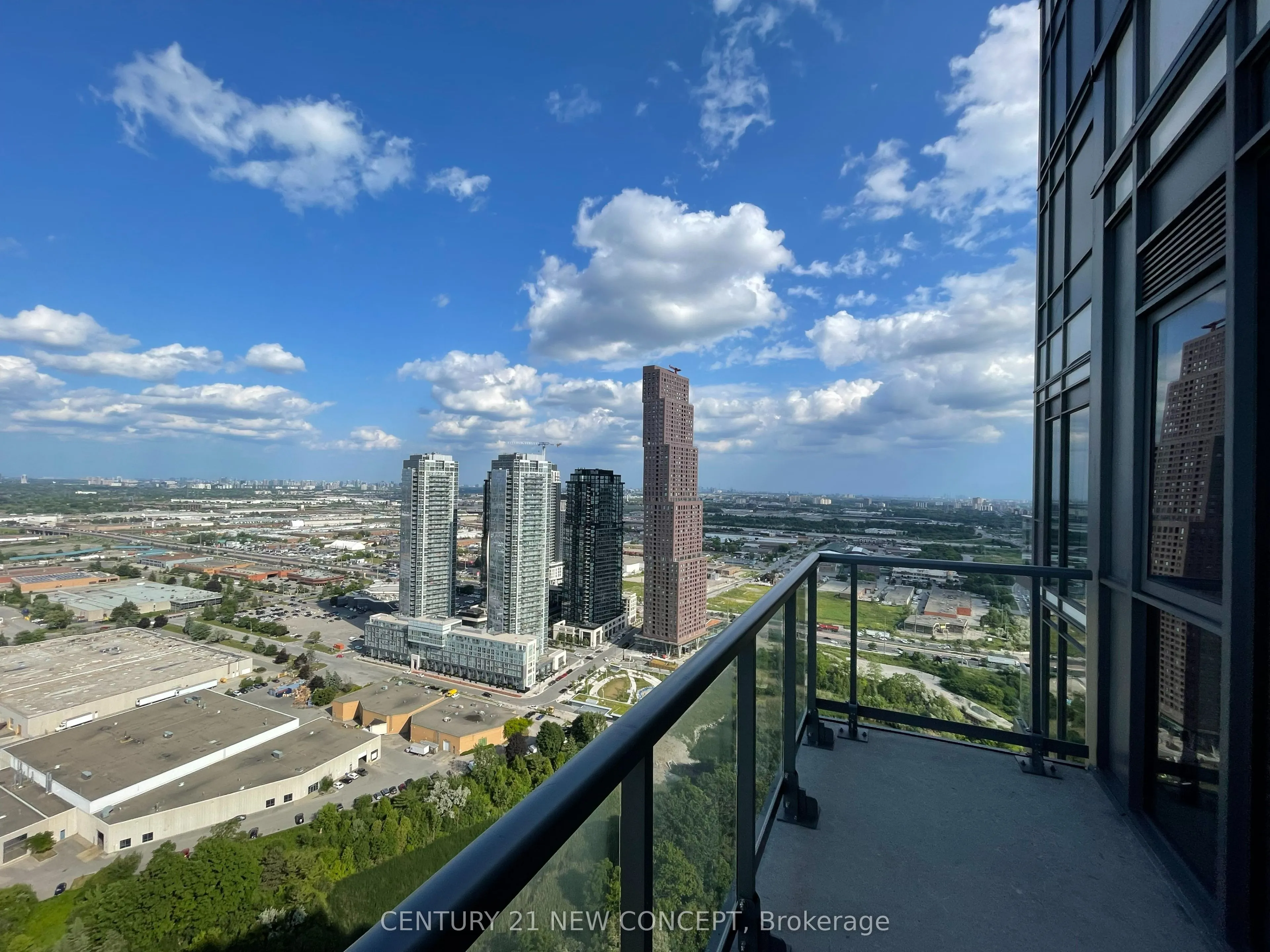 7895 Jane Street, #PH02