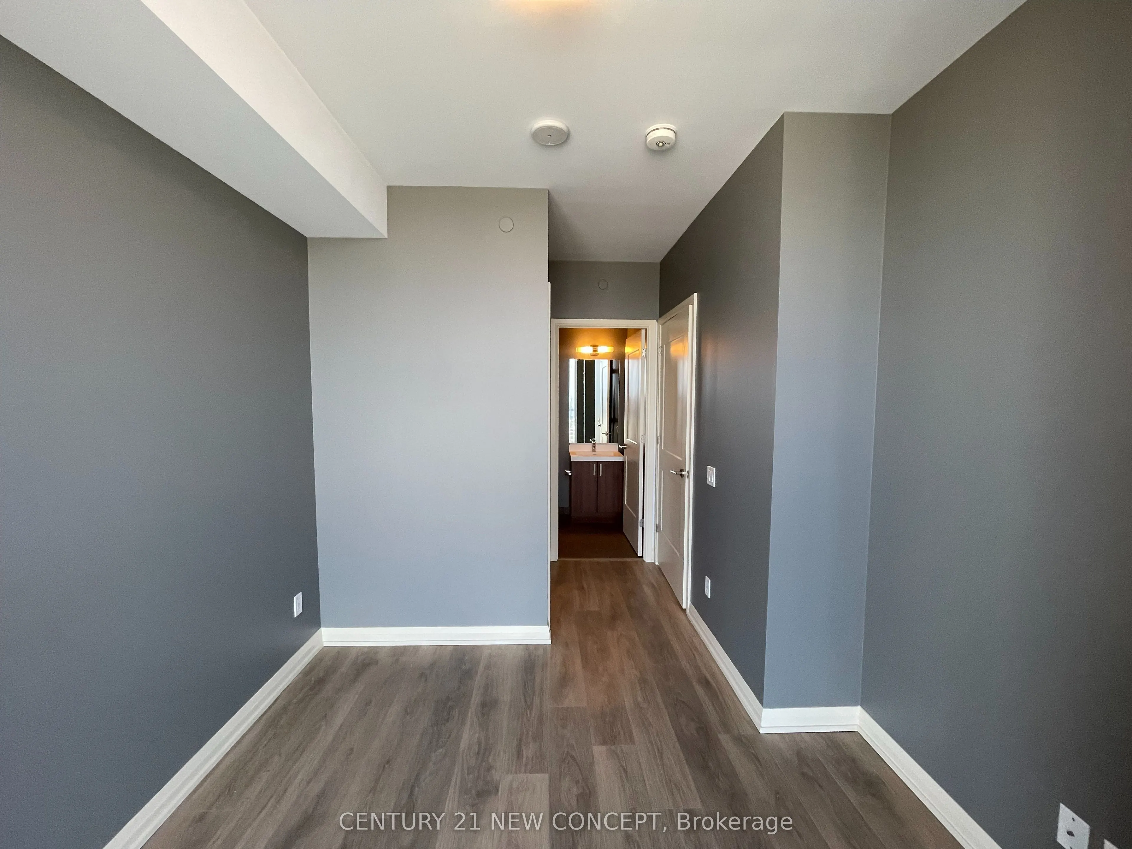 7895 Jane Street, #PH02
