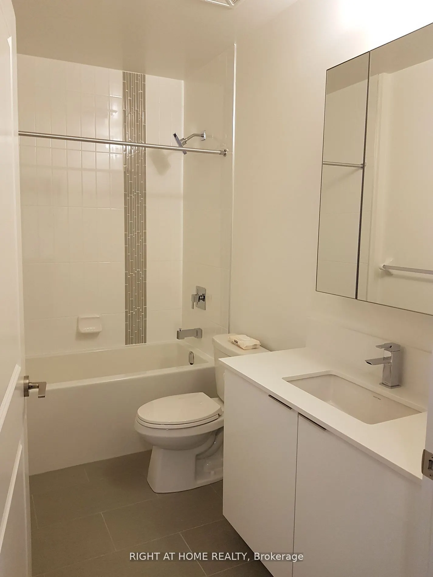 99 Eagle Rock Way, #1003