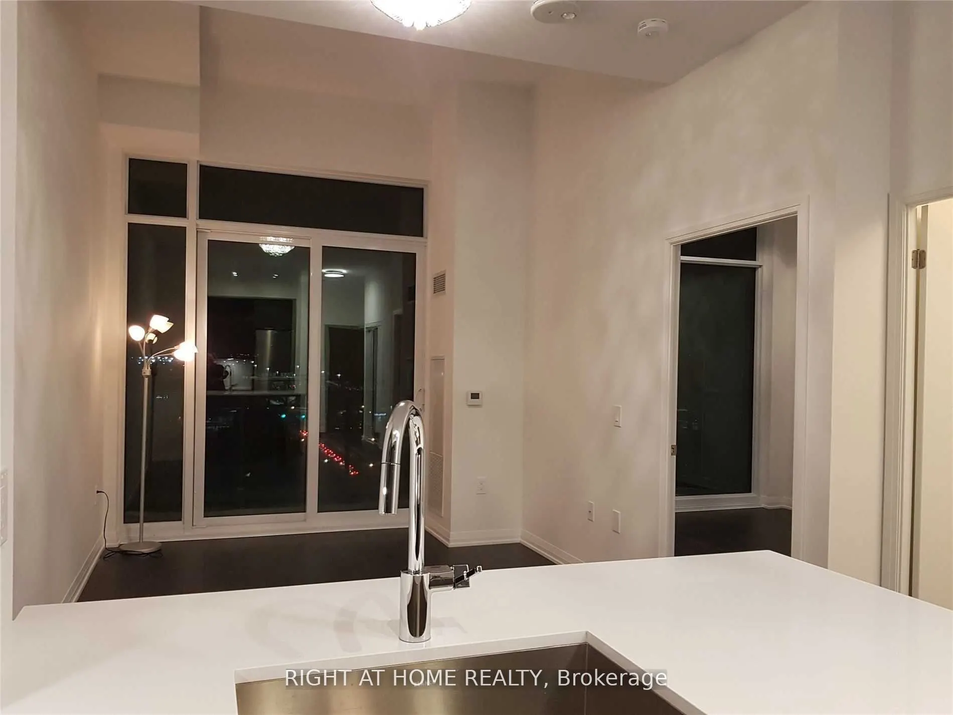 99 Eagle Rock Way, #1003
