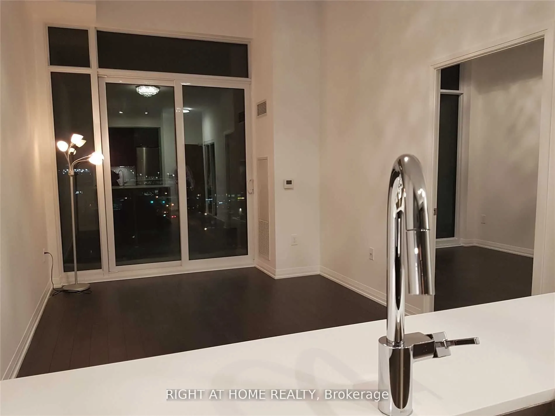 99 Eagle Rock Way, #1003