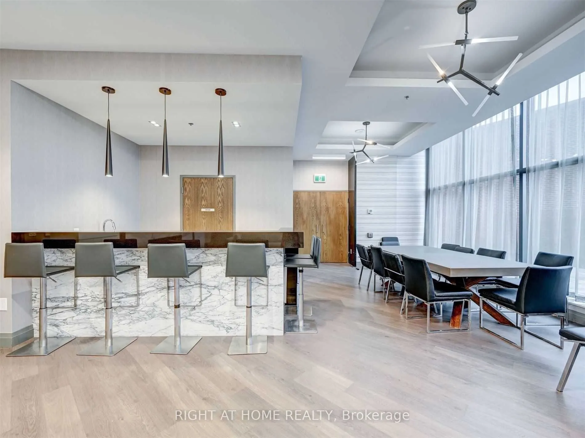 99 Eagle Rock Way, #1003