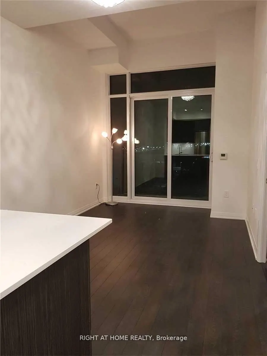 99 Eagle Rock Way, #1003