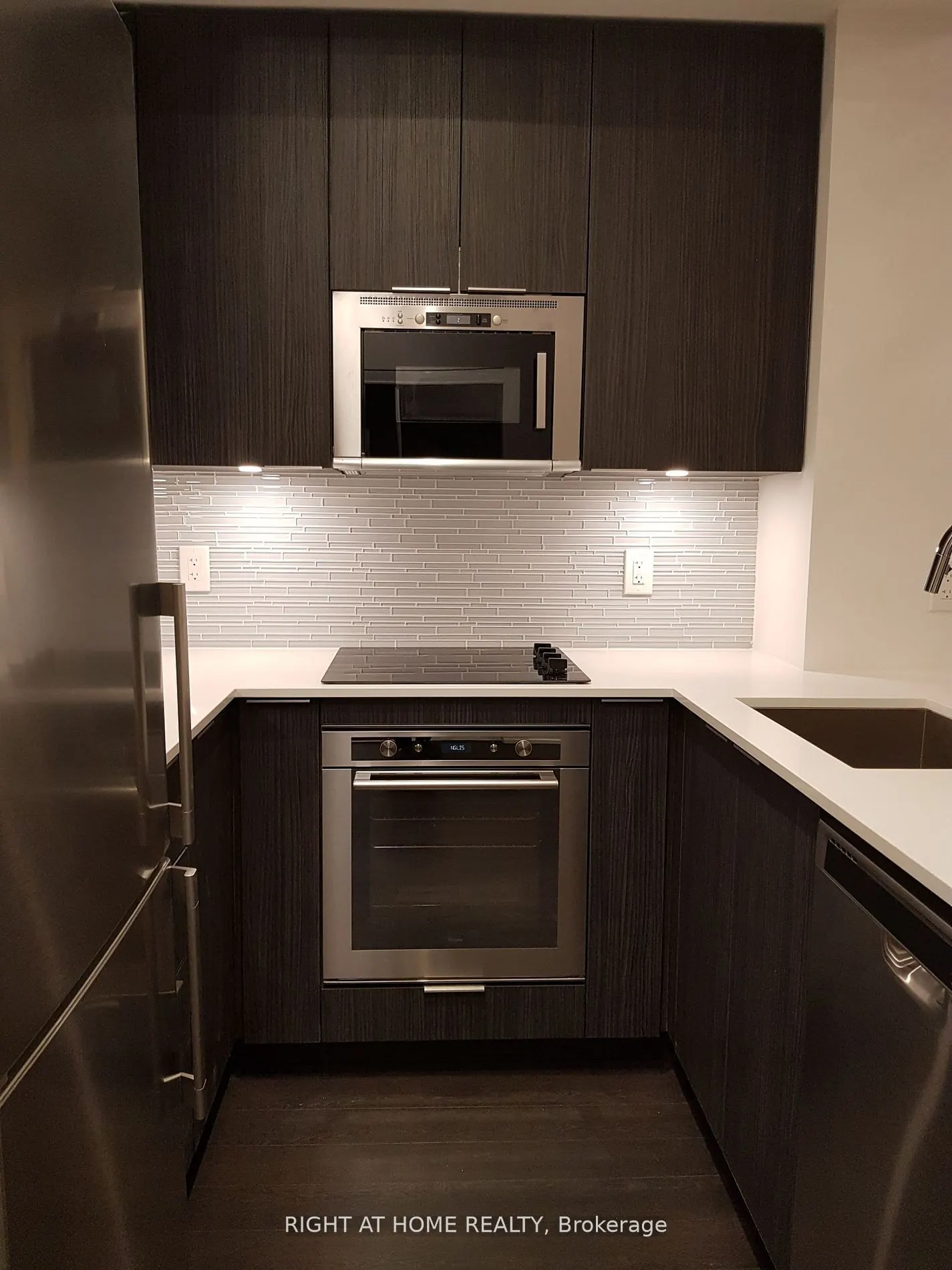 99 Eagle Rock Way, #1003