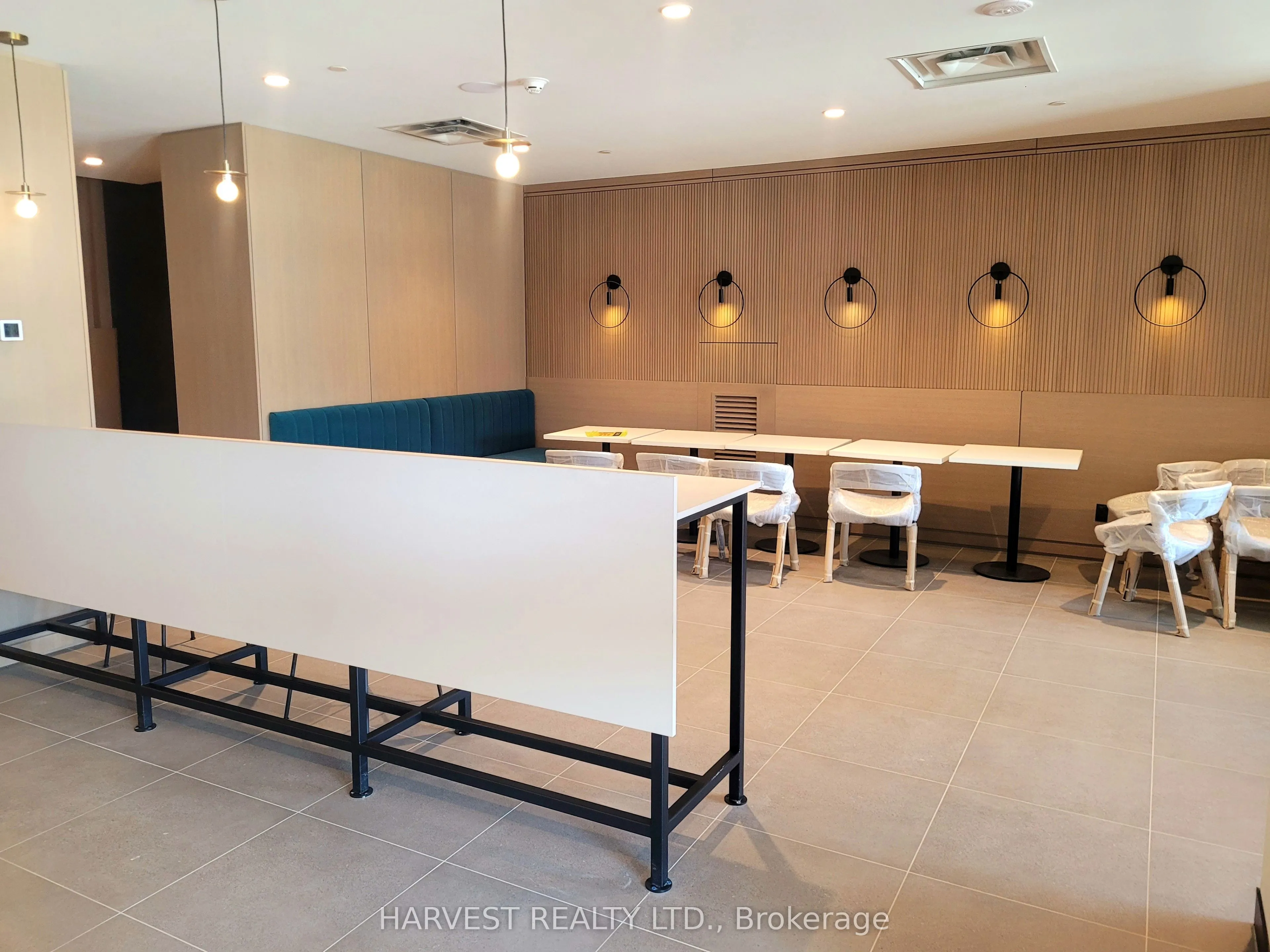 7950 Bathurst Street, #424