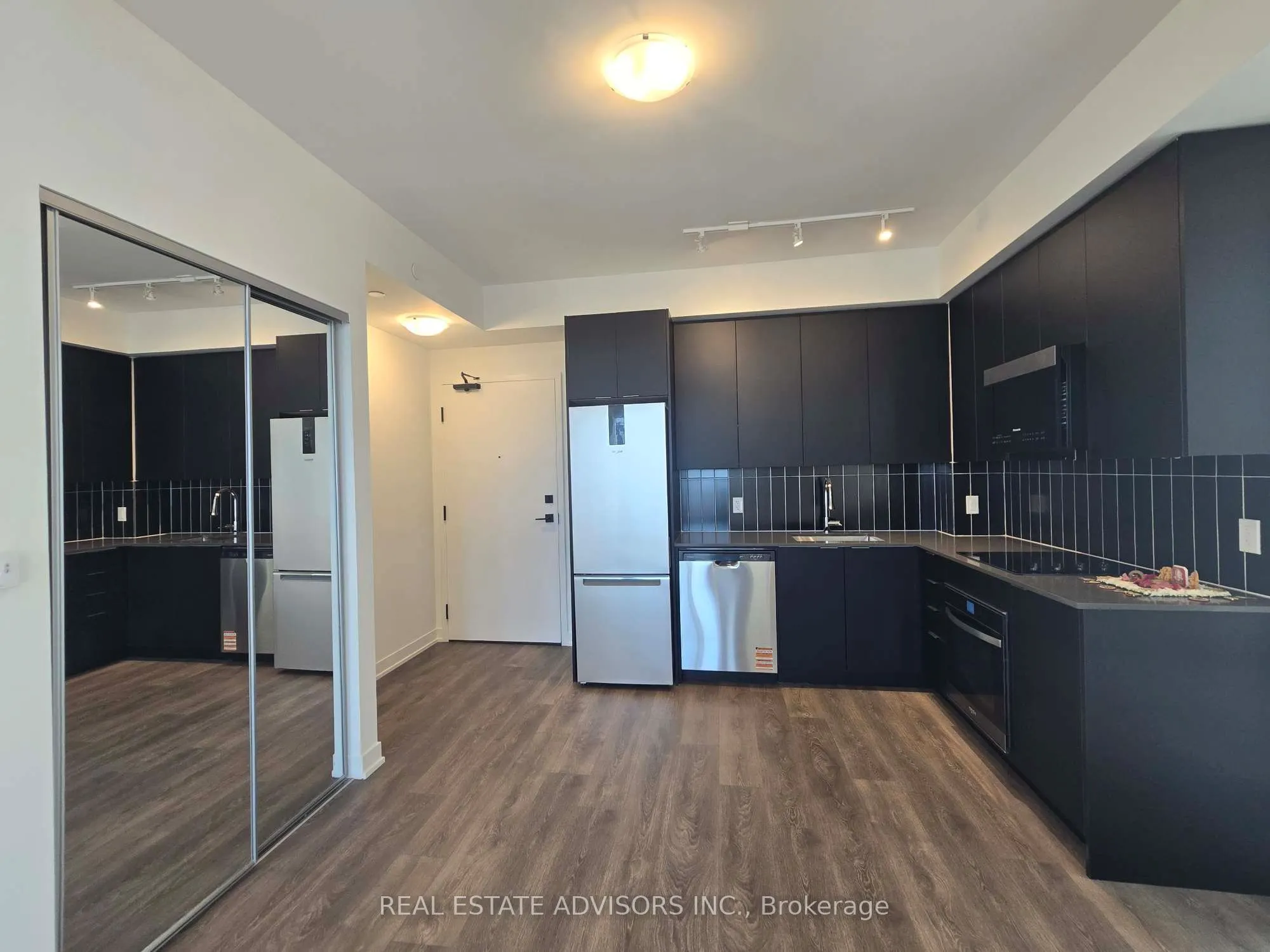498 Caldari Road, #1724
