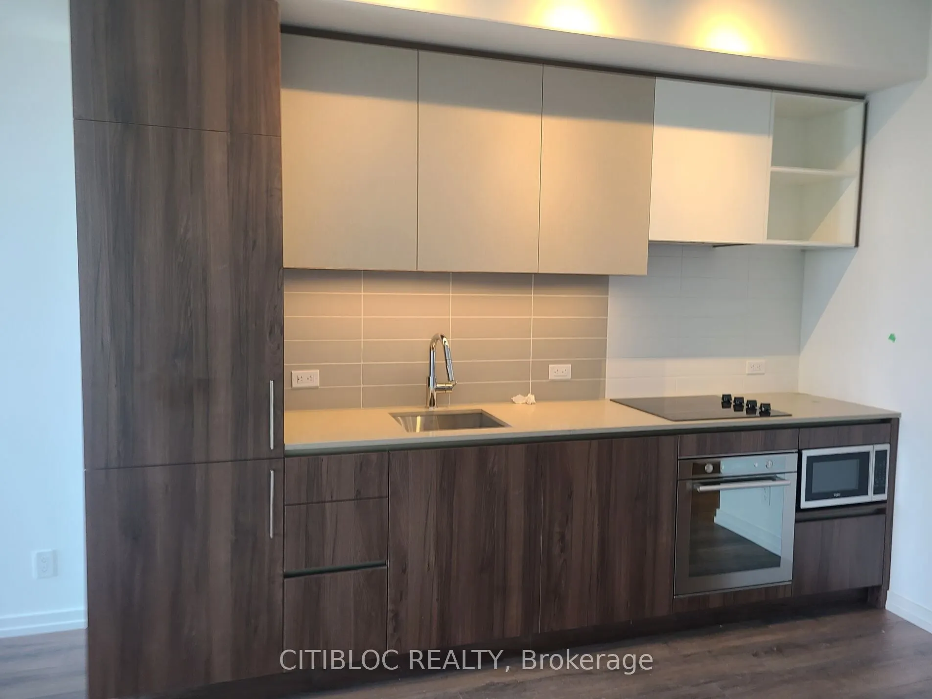 1000 Portage Parkway, #5009