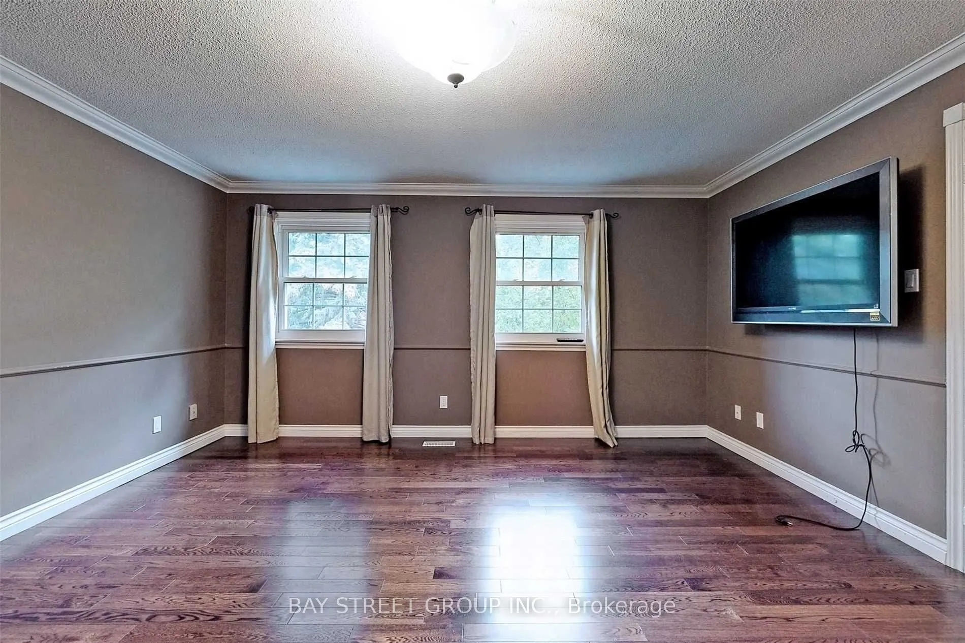 33 Normandale Road