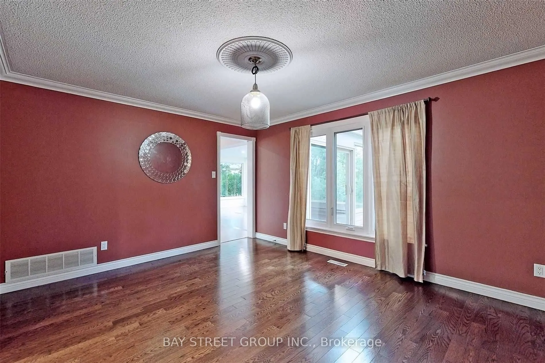 33 Normandale Road