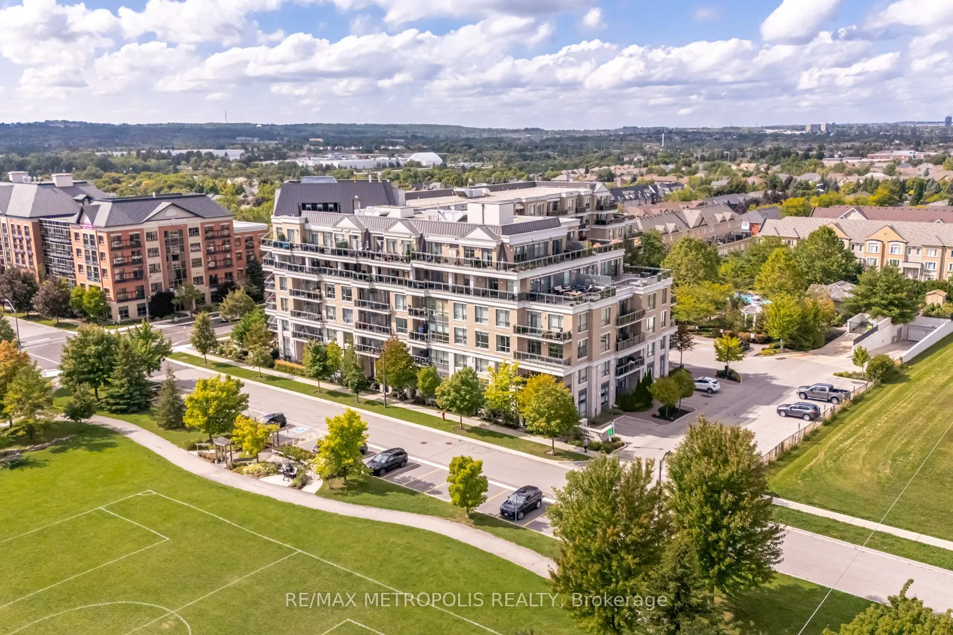 111 Civic Square Gate, #416
