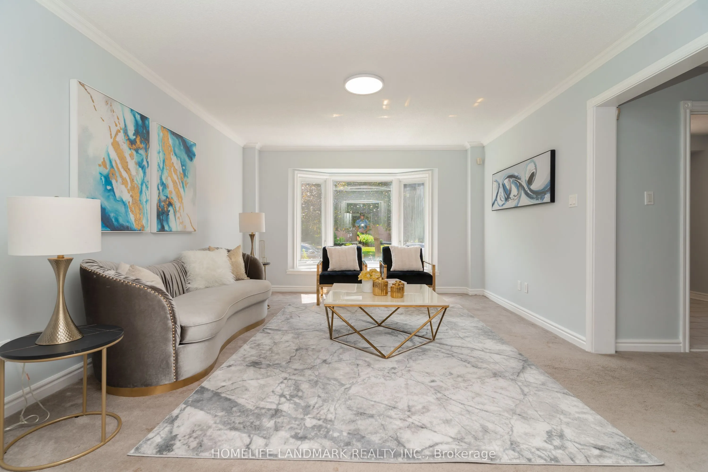 33 John Stiver Crescent