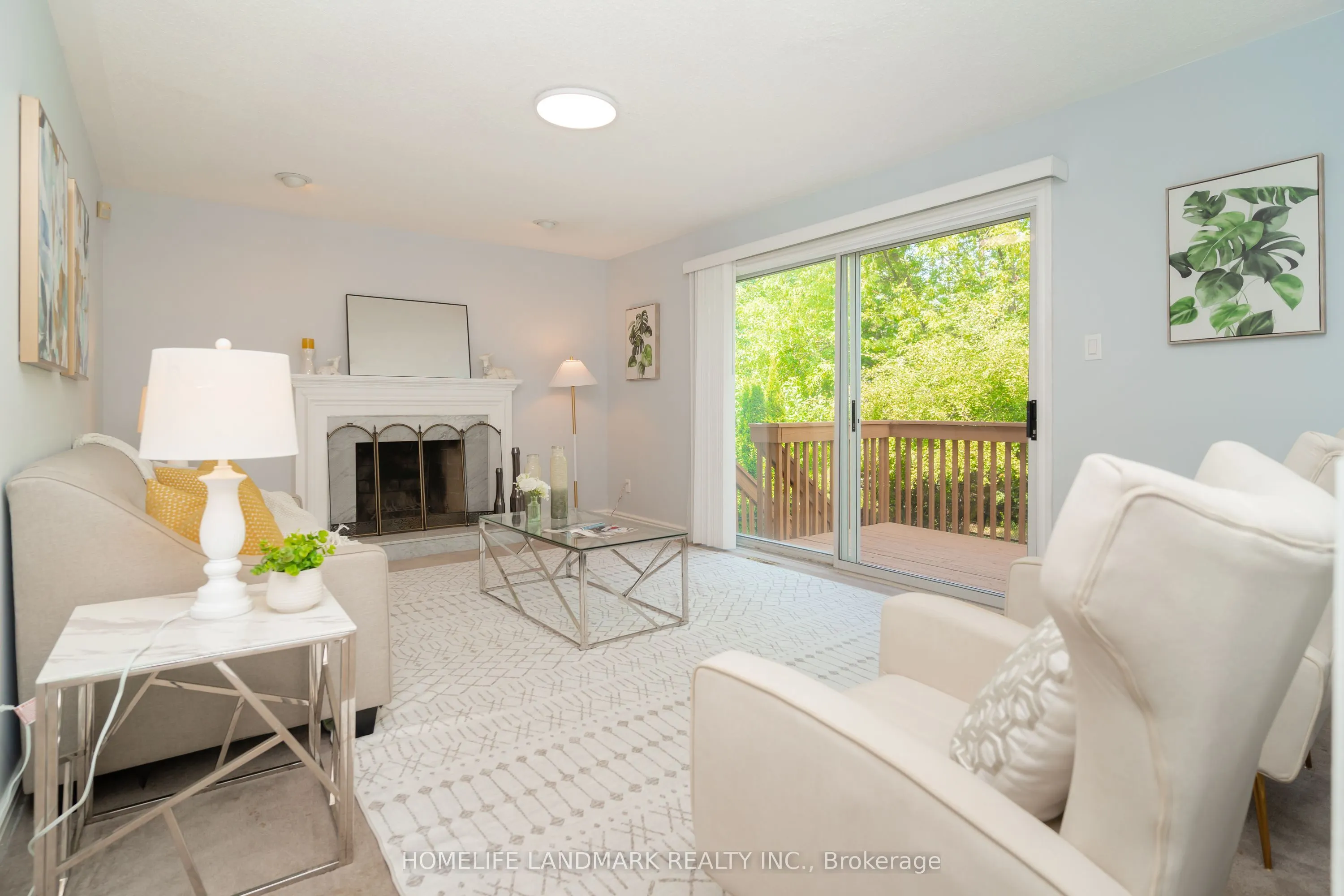 33 John Stiver Crescent