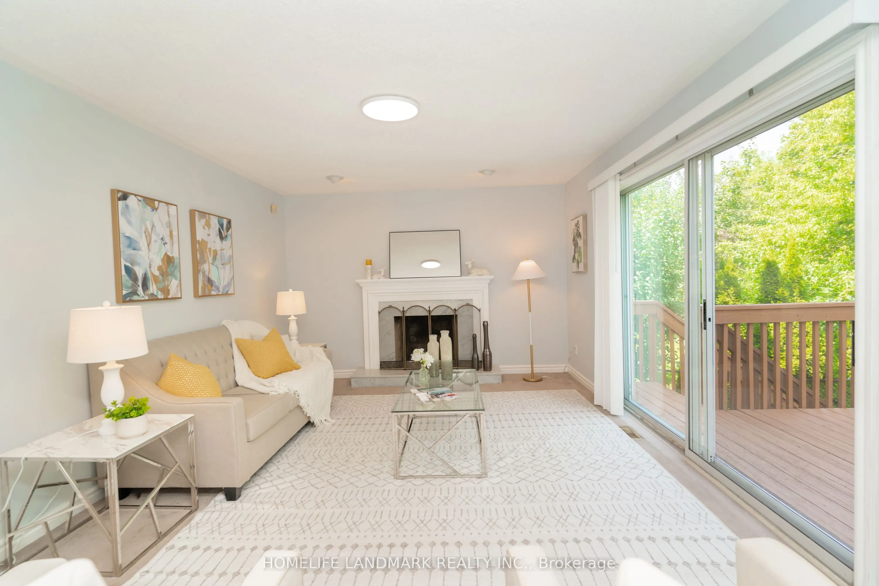 33 John Stiver Crescent