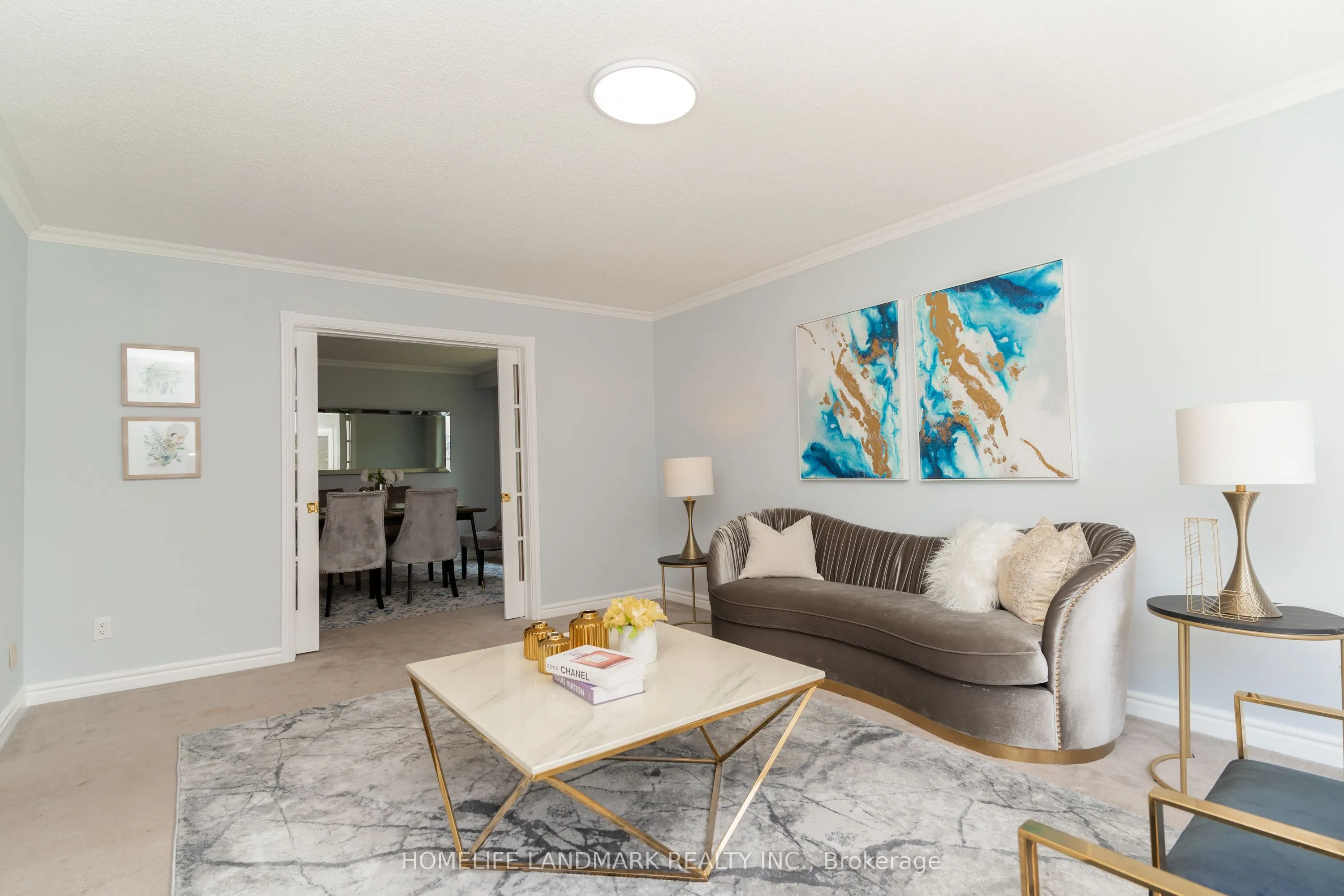 33 John Stiver Crescent