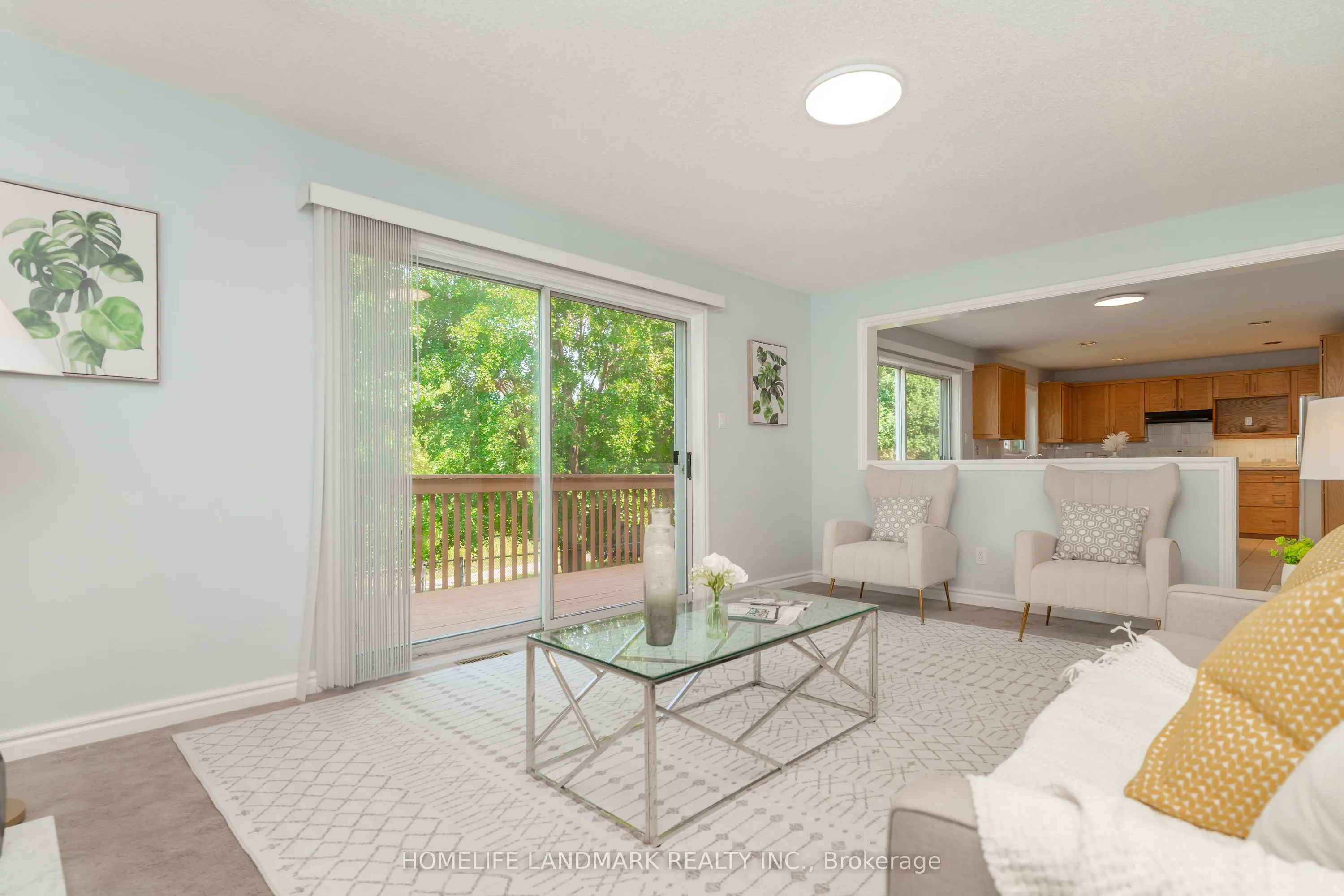 33 John Stiver Crescent