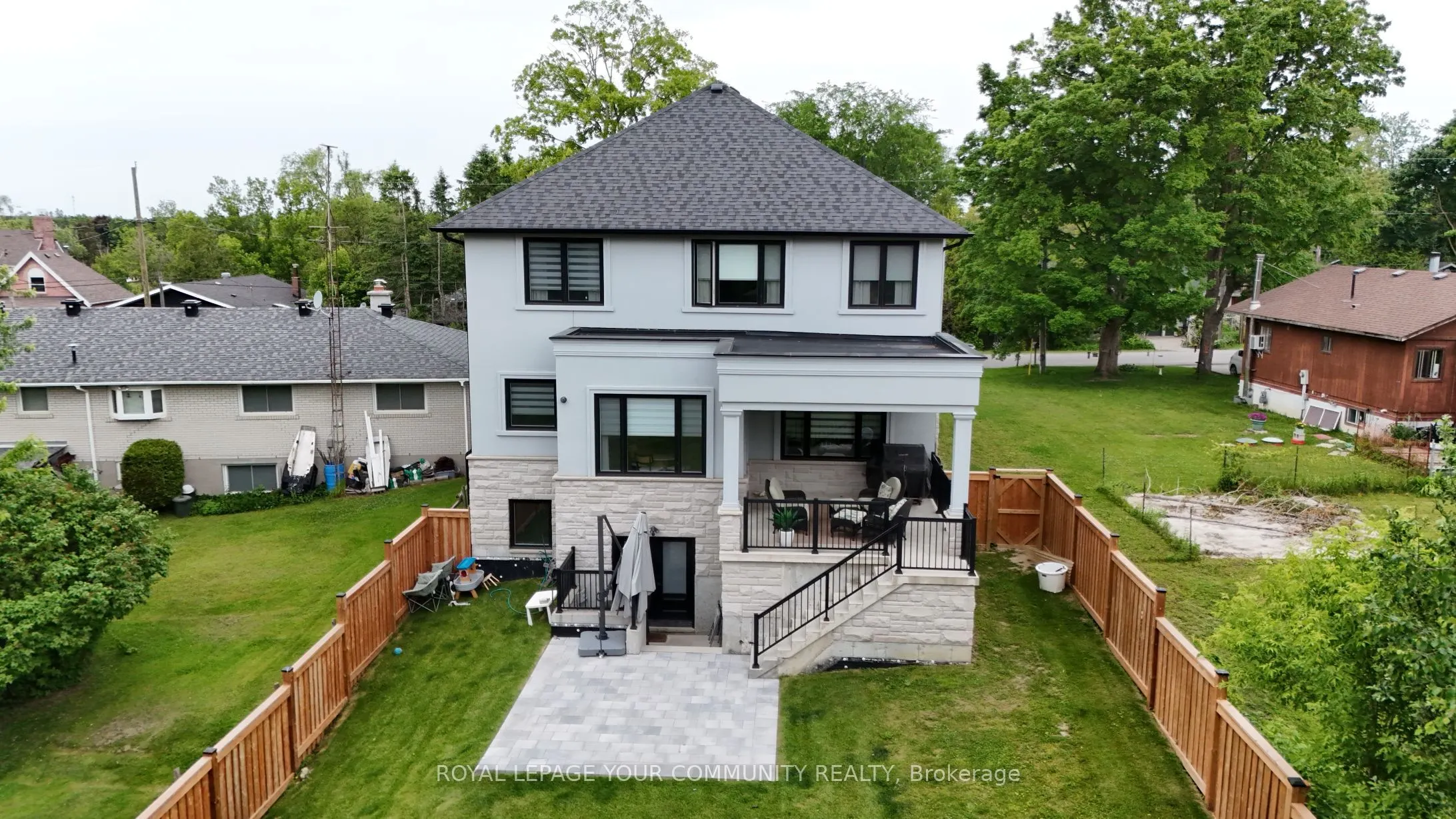 6077 Hillsdale Drive