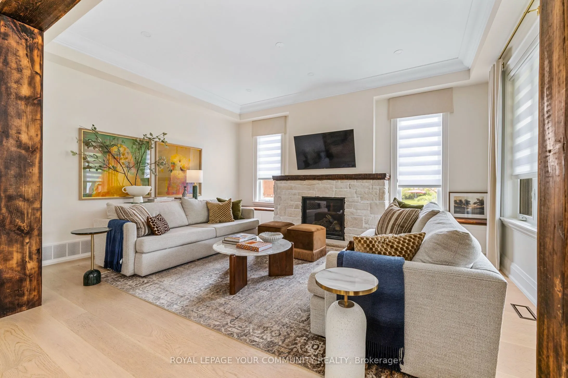 6077 Hillsdale Drive