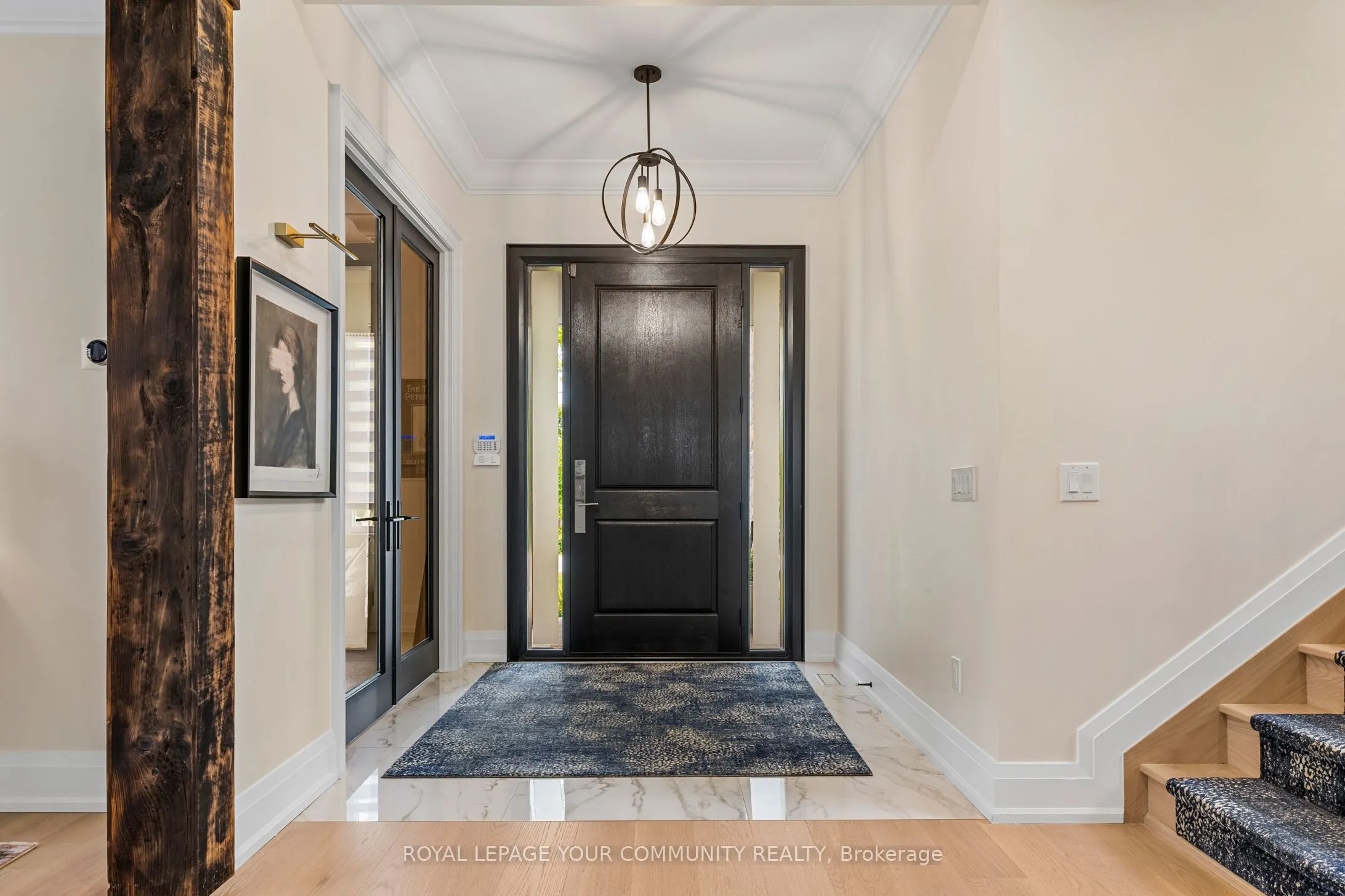 6077 Hillsdale Drive