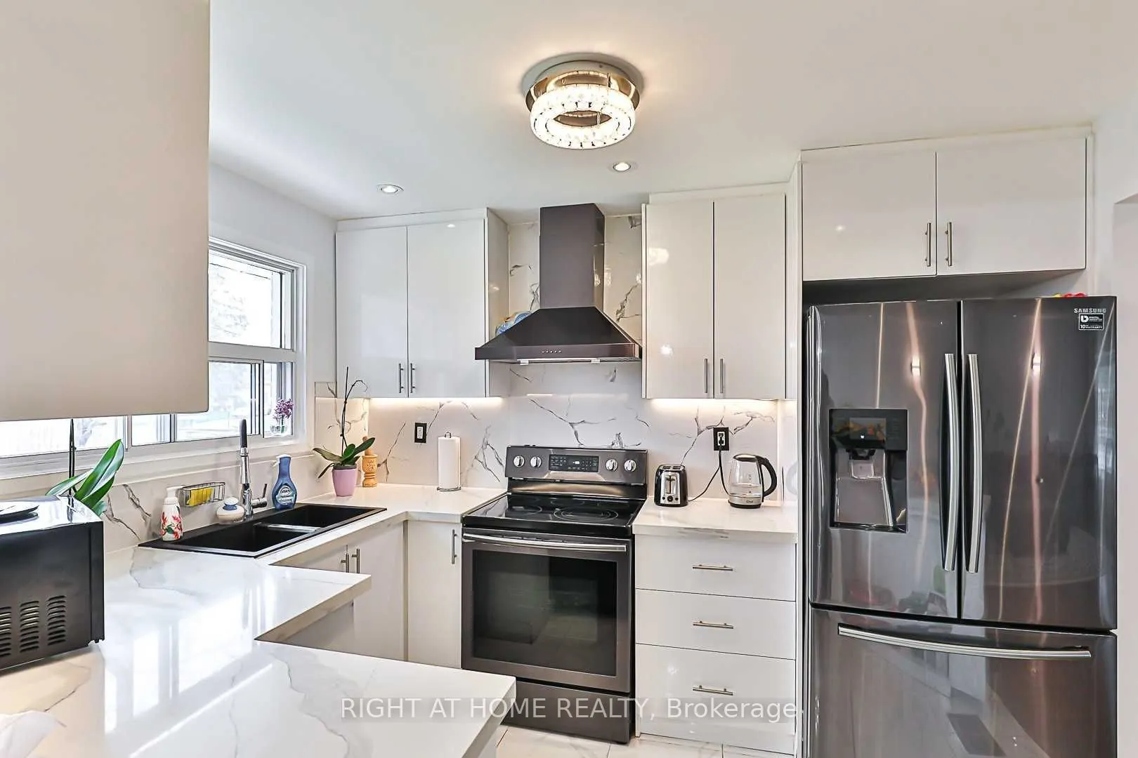 139 Felix Road, #main floor