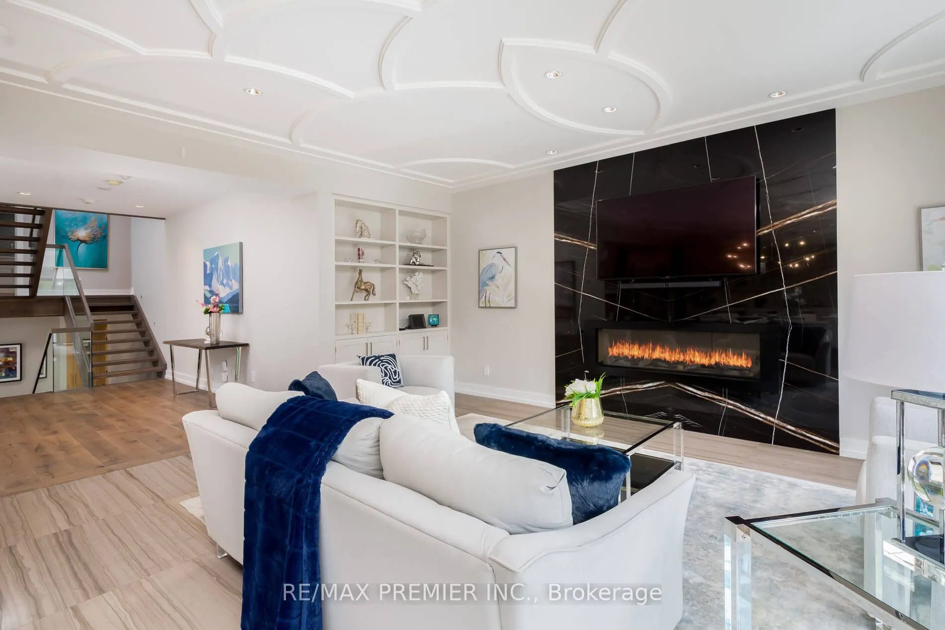 32 Sevilla Boulevard