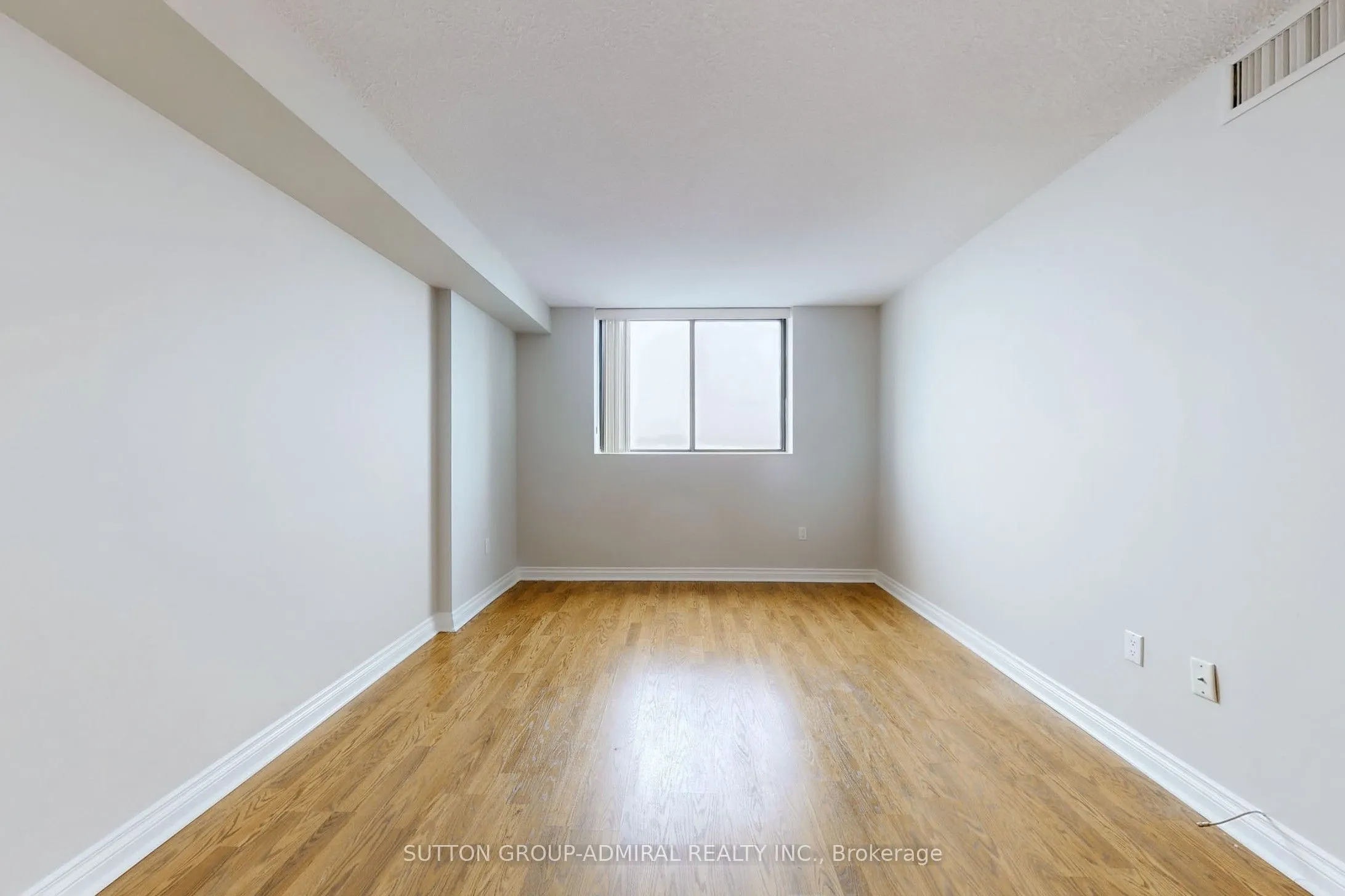 7601 Bathurst Street, #1107