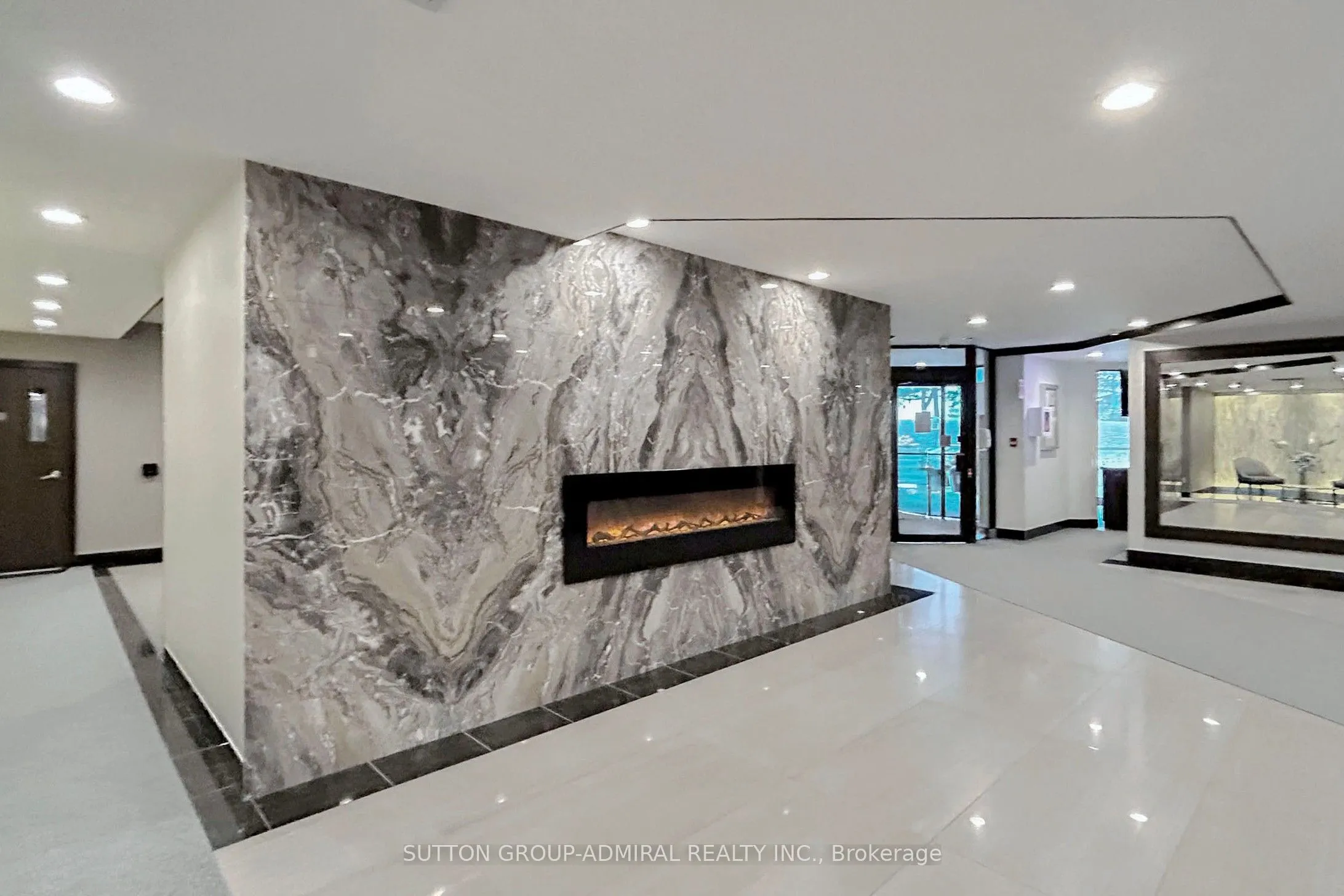 7601 Bathurst Street, #1107
