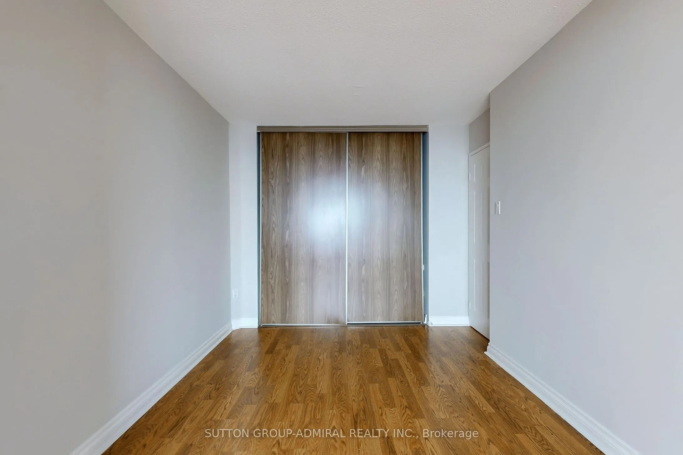 7601 Bathurst Street, #1107