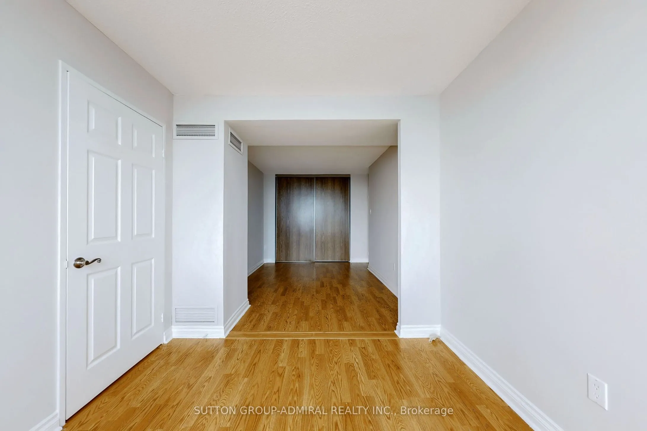 7601 Bathurst Street, #1107