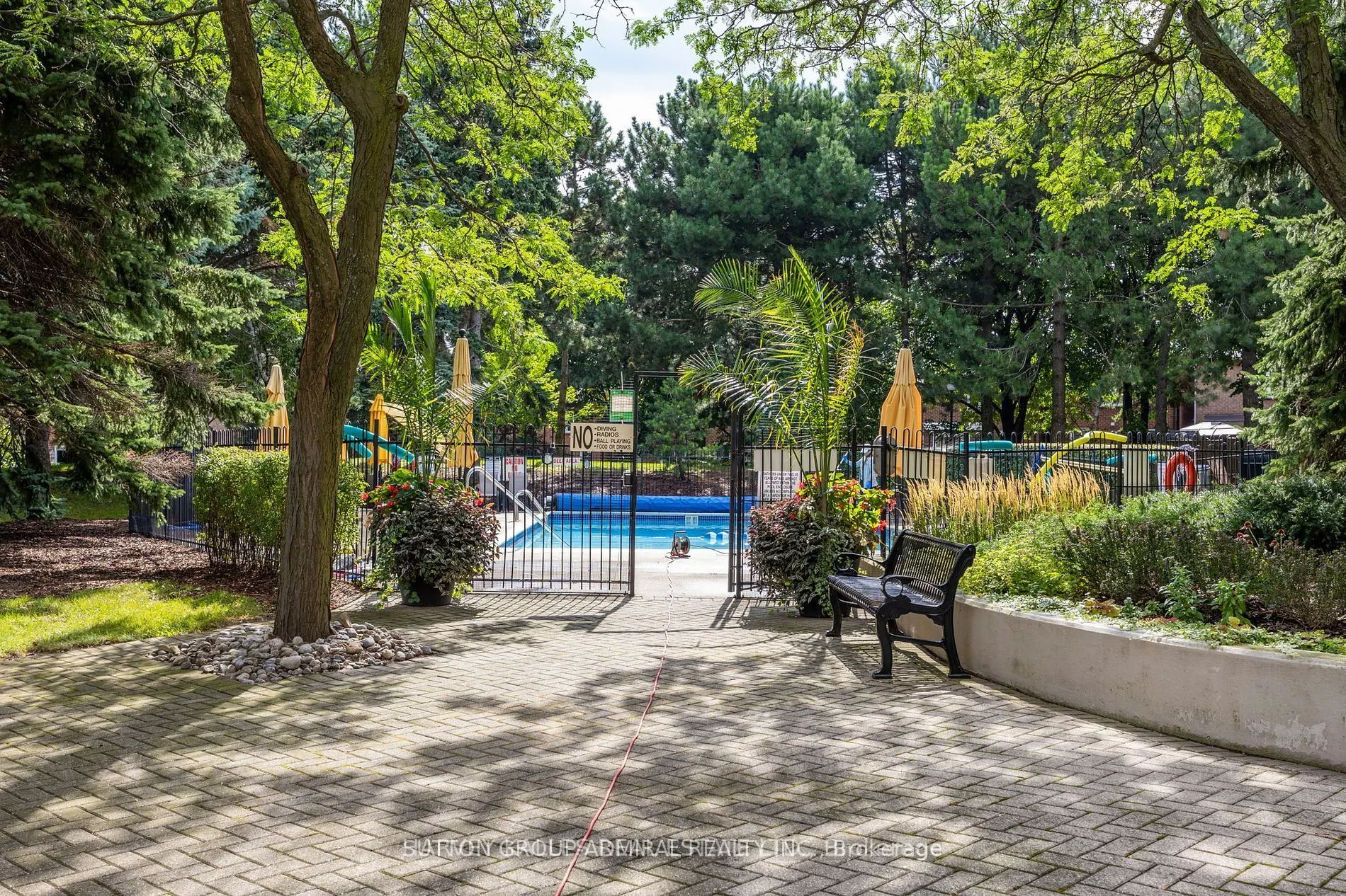 7601 Bathurst Street, #1107