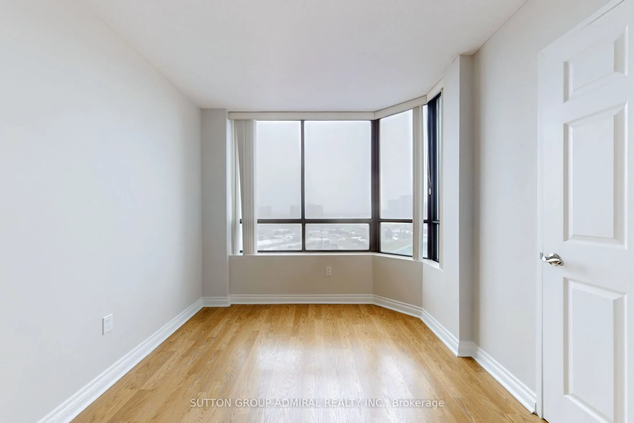 7601 Bathurst Street, #1107
