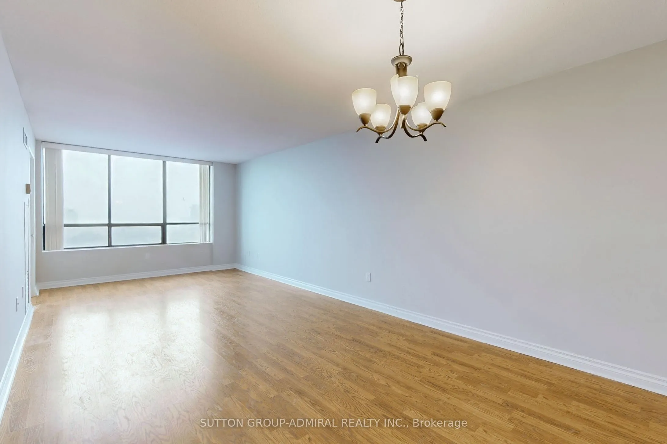 7601 Bathurst Street, #1107