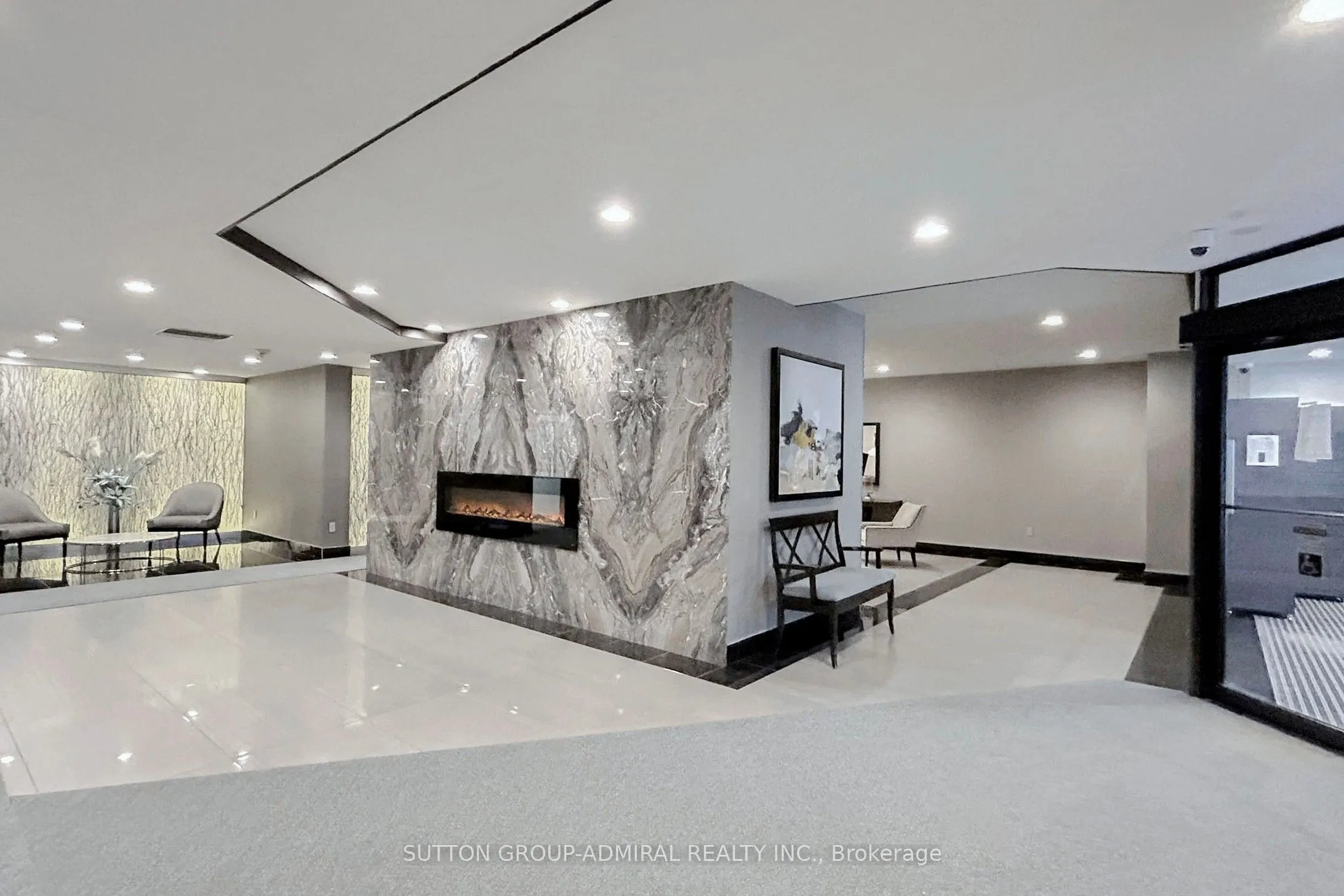 7601 Bathurst Street, #1107