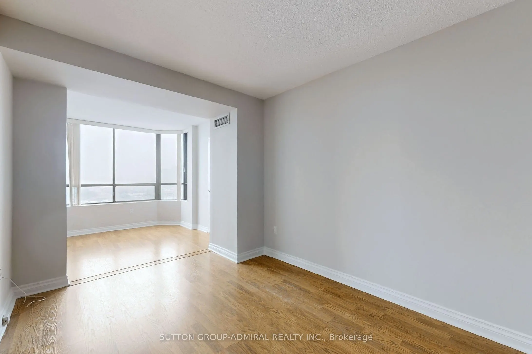 7601 Bathurst Street, #1107