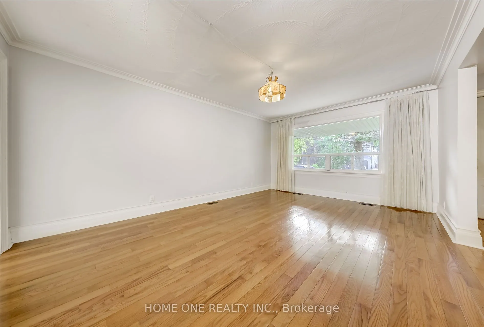 56 Fergus Avenue, #Main Fl