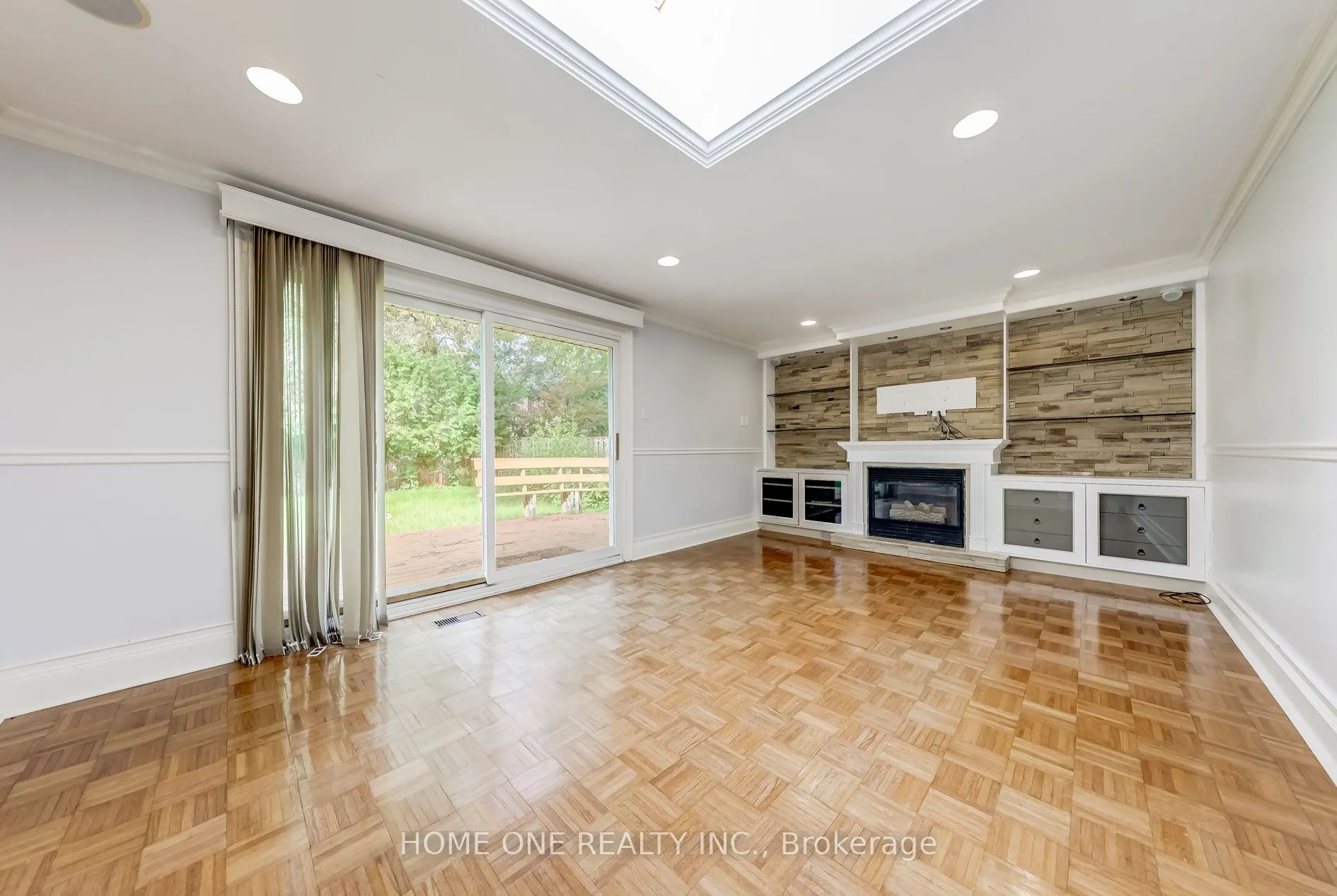 56 Fergus Avenue, #Main Fl