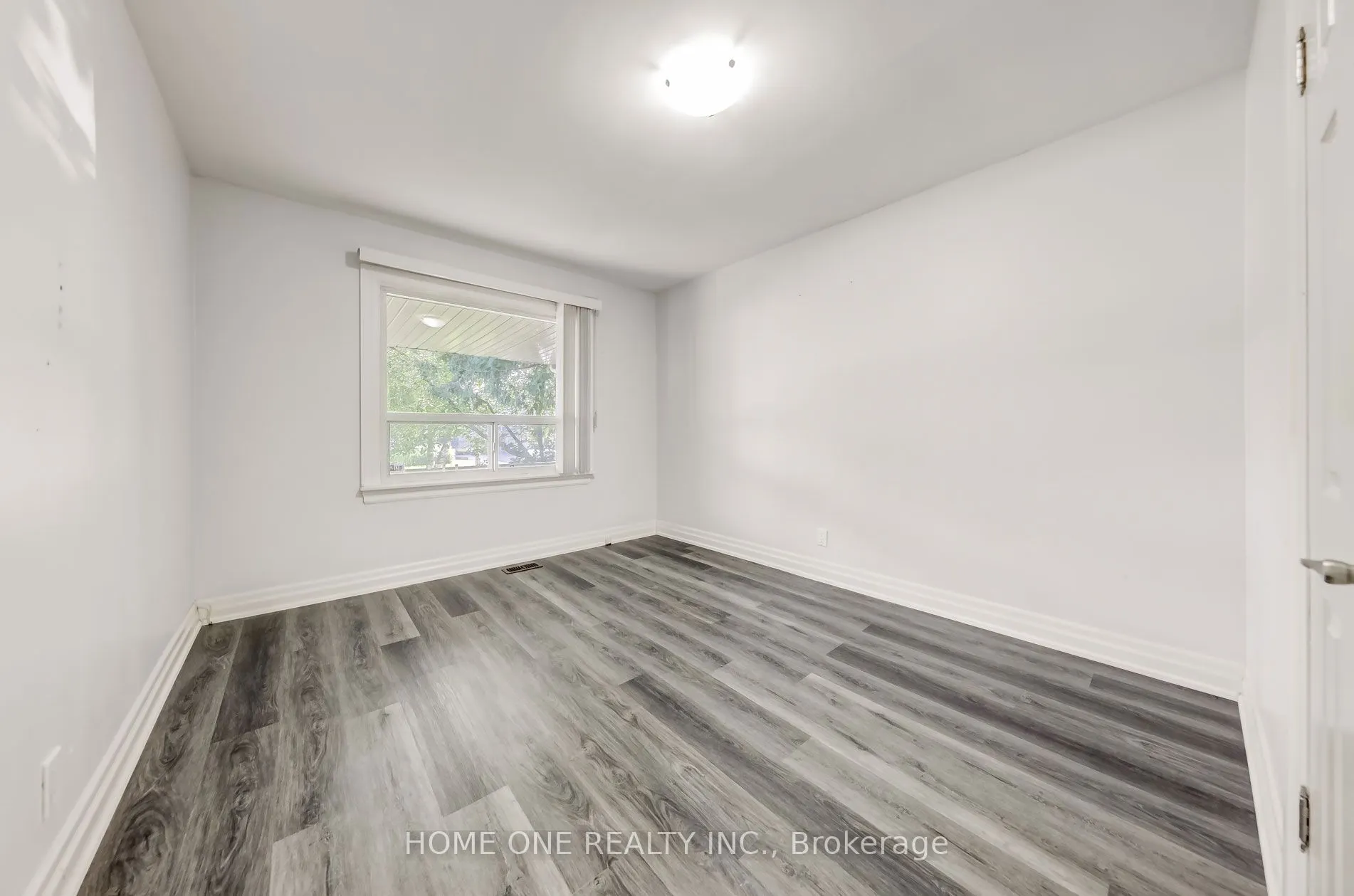 56 Fergus Avenue, #Main Fl